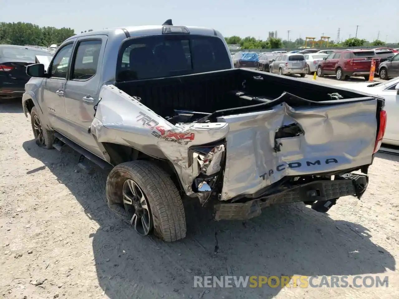 3 Photograph of a damaged car 3TMCZ5AN6KM251311 TOYOTA TACOMA 2019