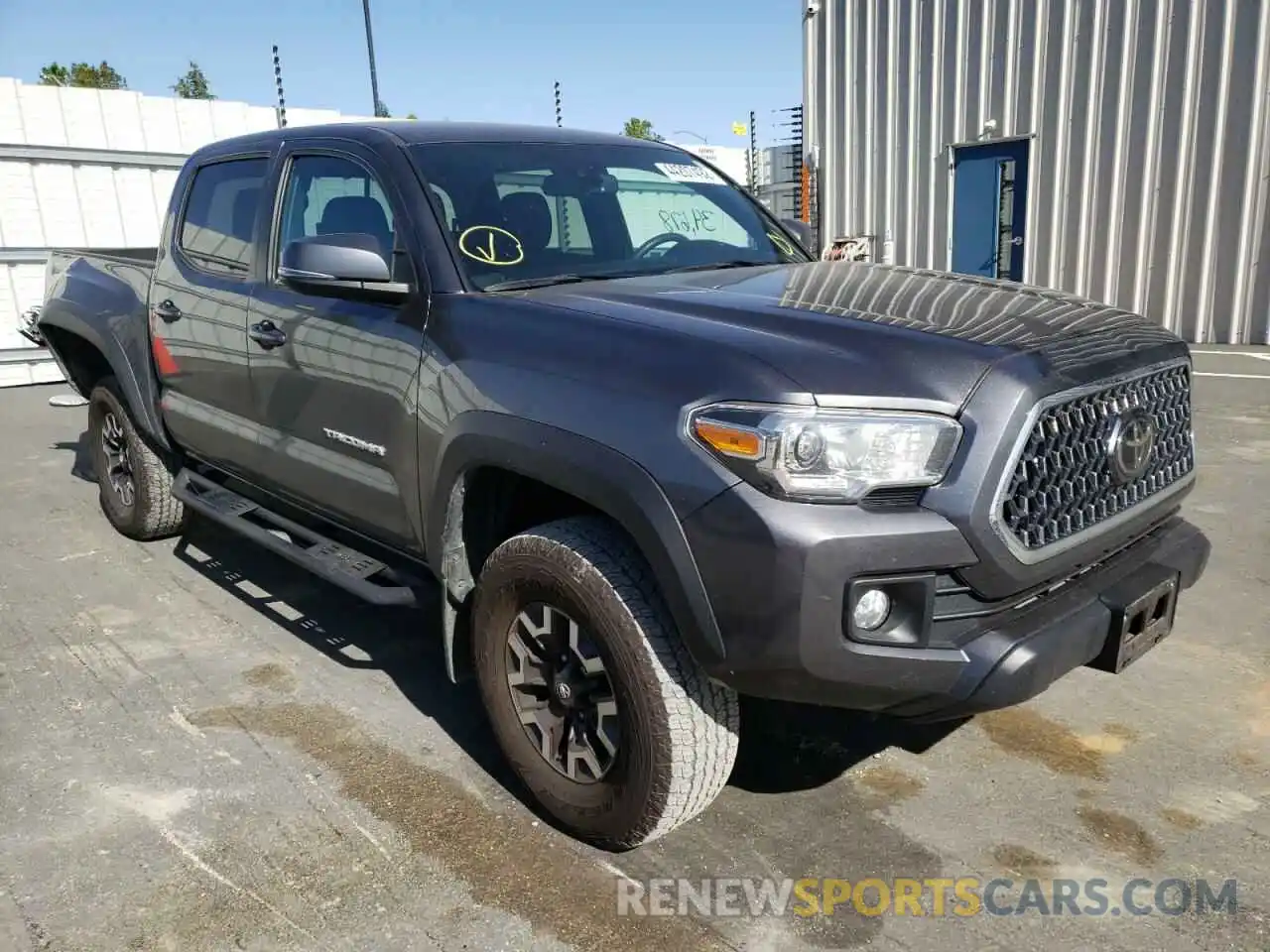 1 Photograph of a damaged car 3TMCZ5AN6KM253883 TOYOTA TACOMA 2019