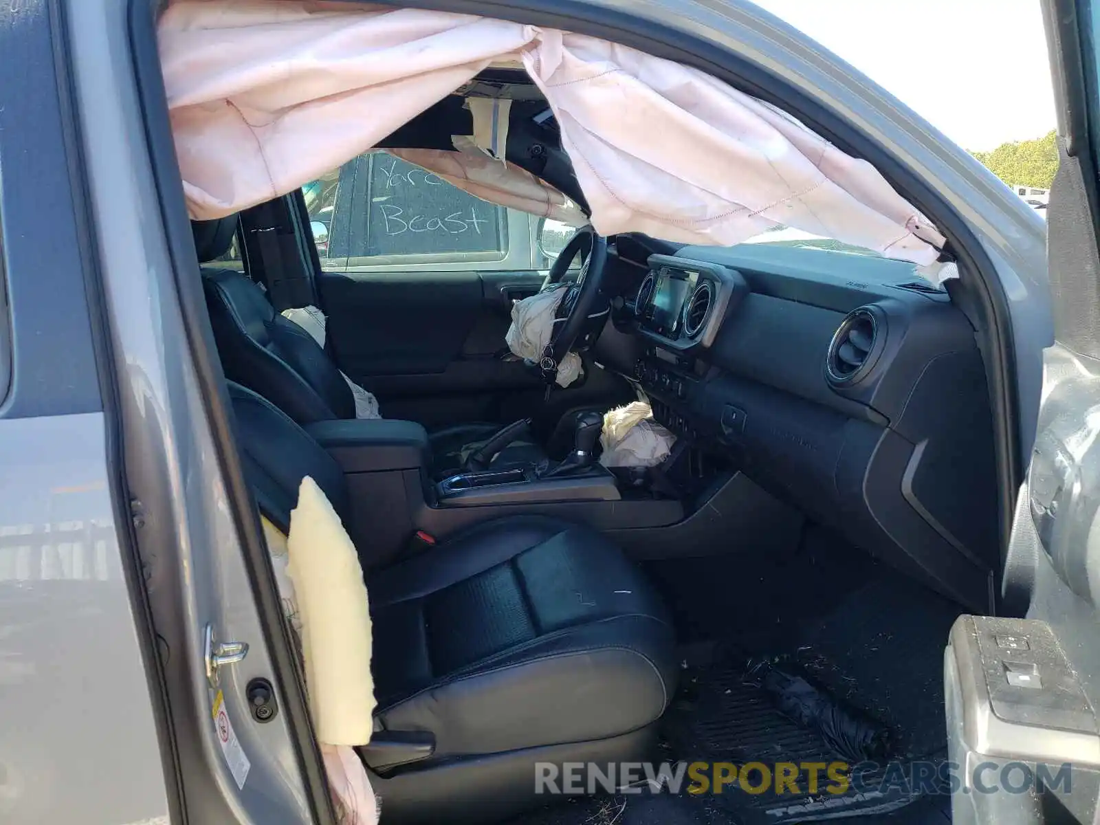 5 Photograph of a damaged car 3TMCZ5AN6KM254368 TOYOTA TACOMA 2019