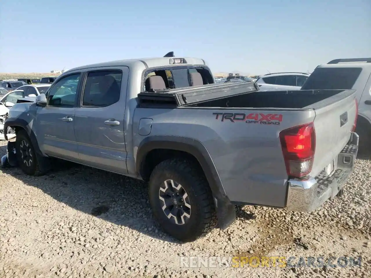 3 Photograph of a damaged car 3TMCZ5AN6KM256038 TOYOTA TACOMA 2019