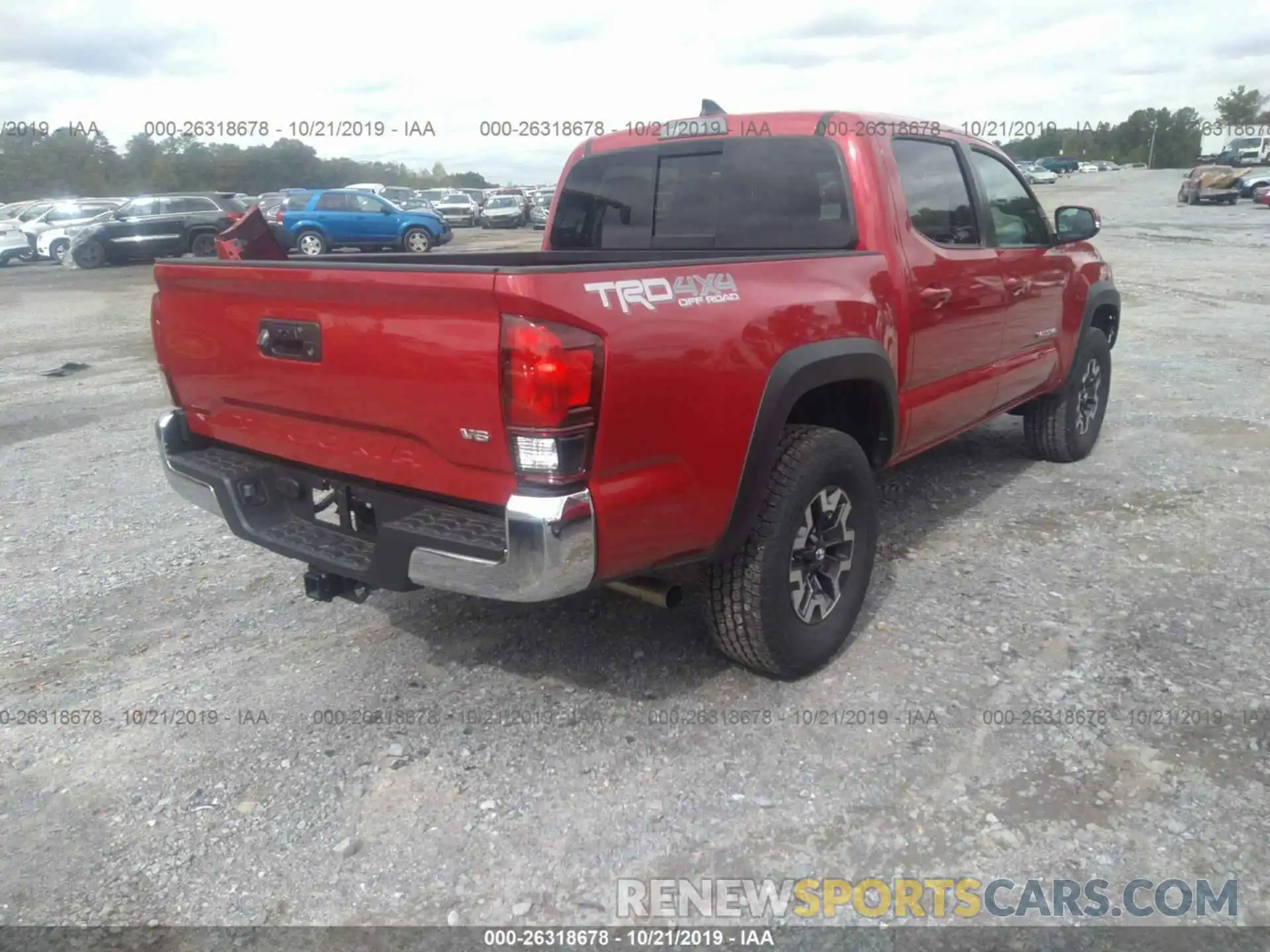 4 Photograph of a damaged car 3TMCZ5AN6KM261465 TOYOTA TACOMA 2019