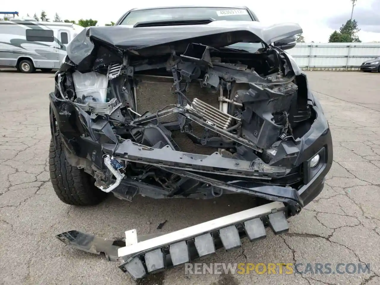 9 Photograph of a damaged car 3TMCZ5AN6KM266732 TOYOTA TACOMA 2019