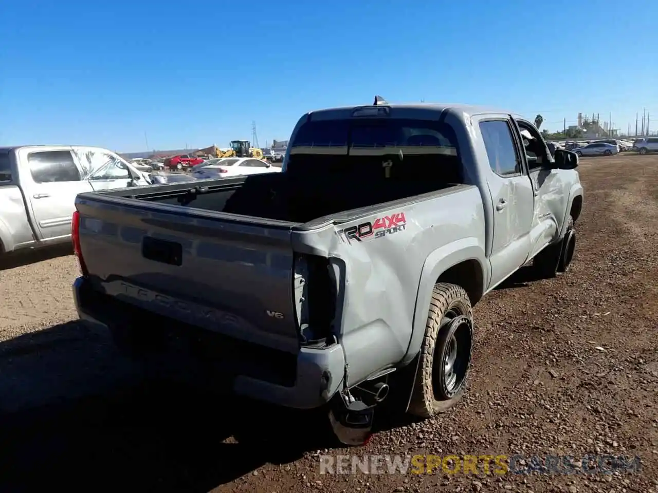 4 Photograph of a damaged car 3TMCZ5AN6KM268321 TOYOTA TACOMA 2019