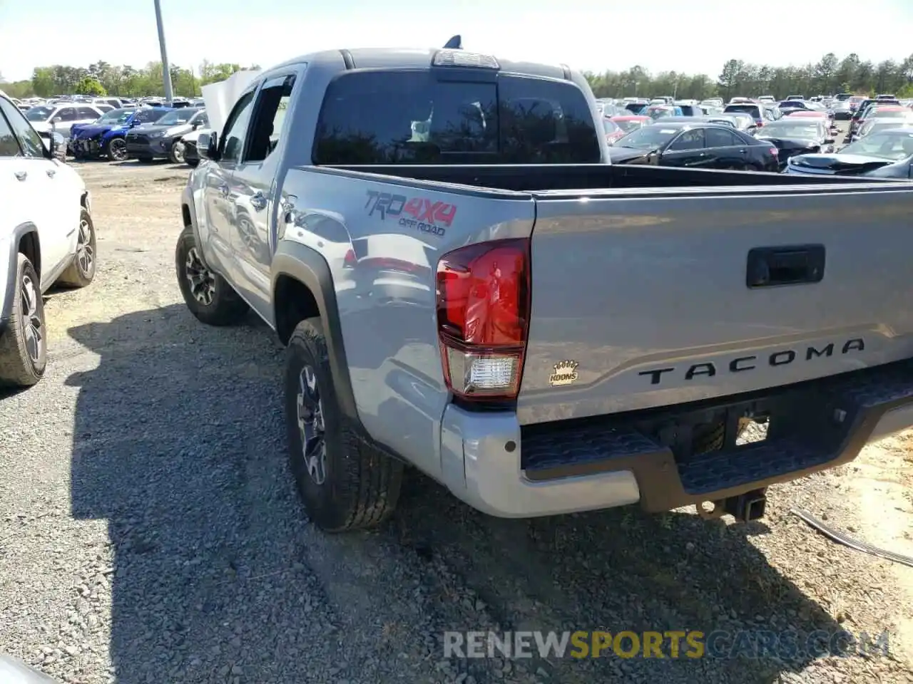 9 Photograph of a damaged car 3TMCZ5AN6KM268531 TOYOTA TACOMA 2019