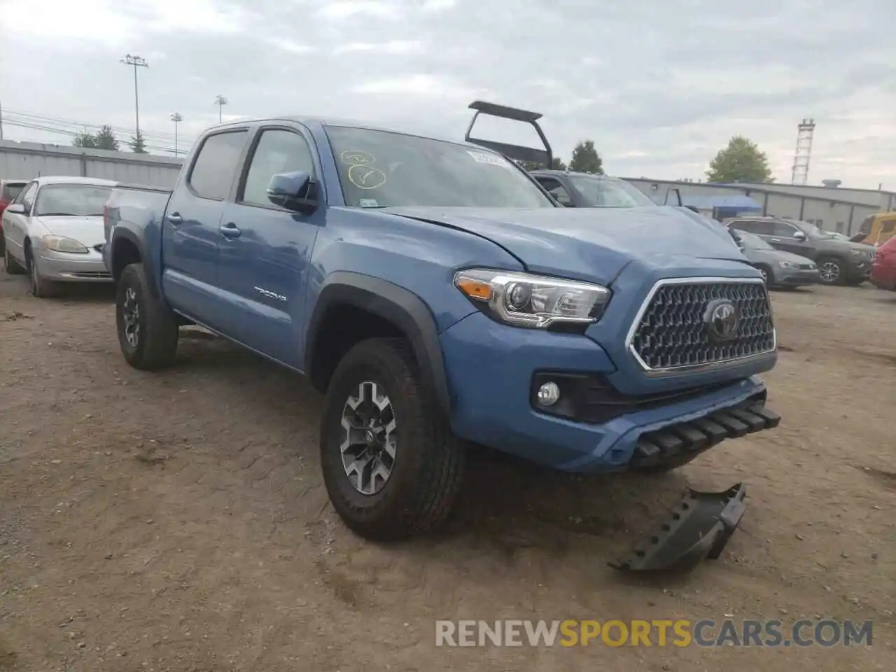 1 Photograph of a damaged car 3TMCZ5AN6KM268741 TOYOTA TACOMA 2019