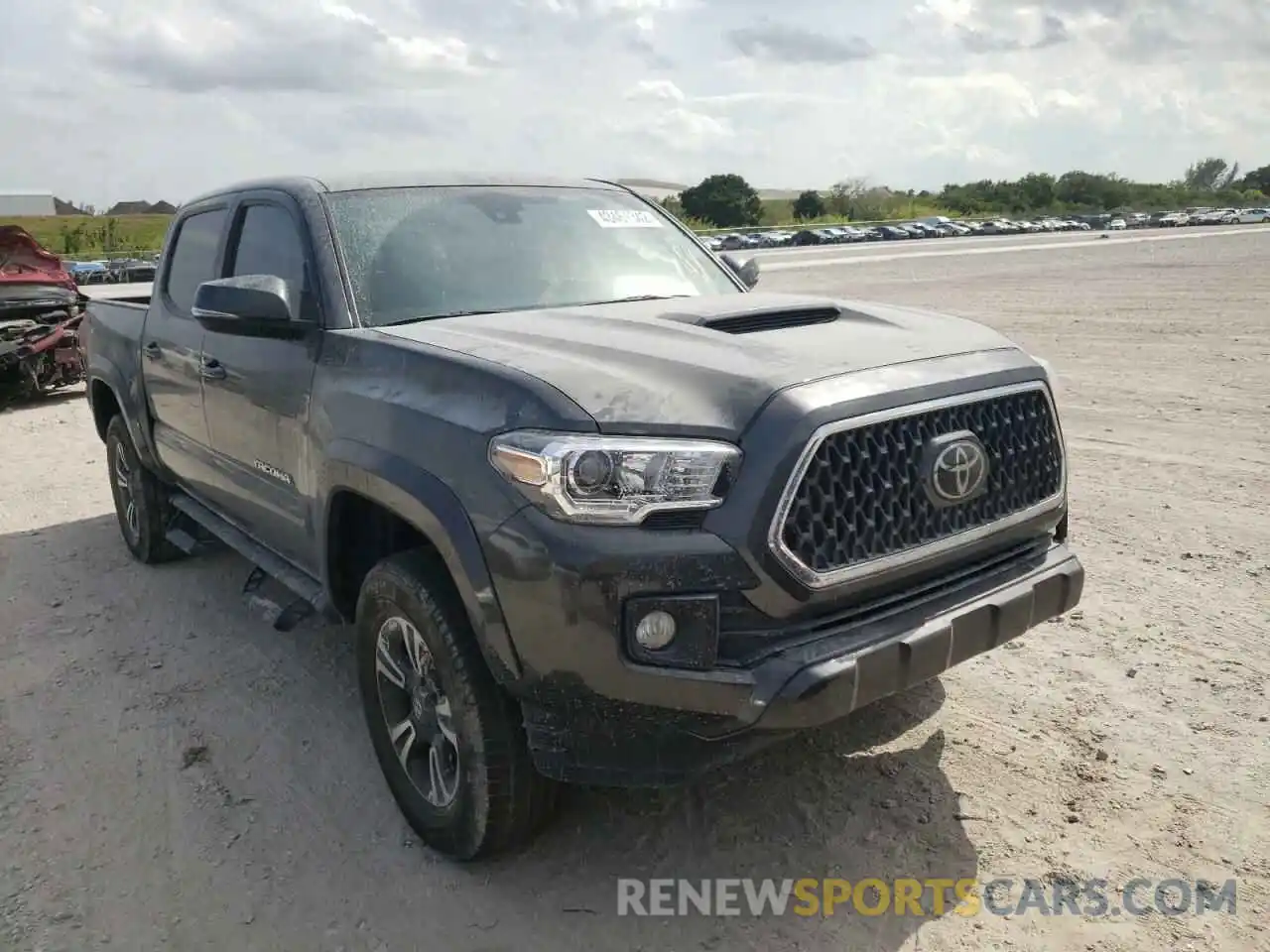 1 Photograph of a damaged car 3TMCZ5AN6KM271171 TOYOTA TACOMA 2019