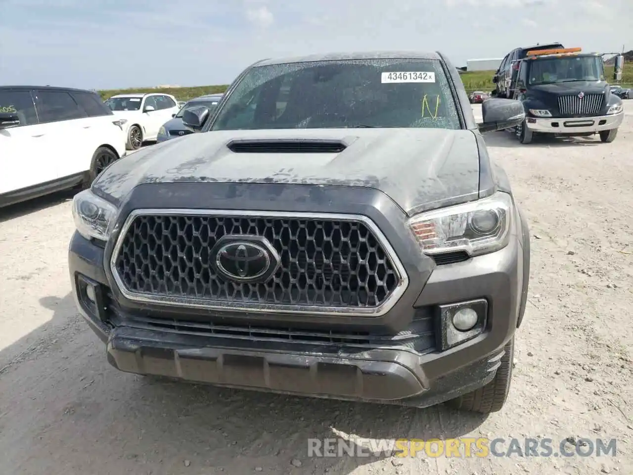 9 Photograph of a damaged car 3TMCZ5AN6KM271171 TOYOTA TACOMA 2019