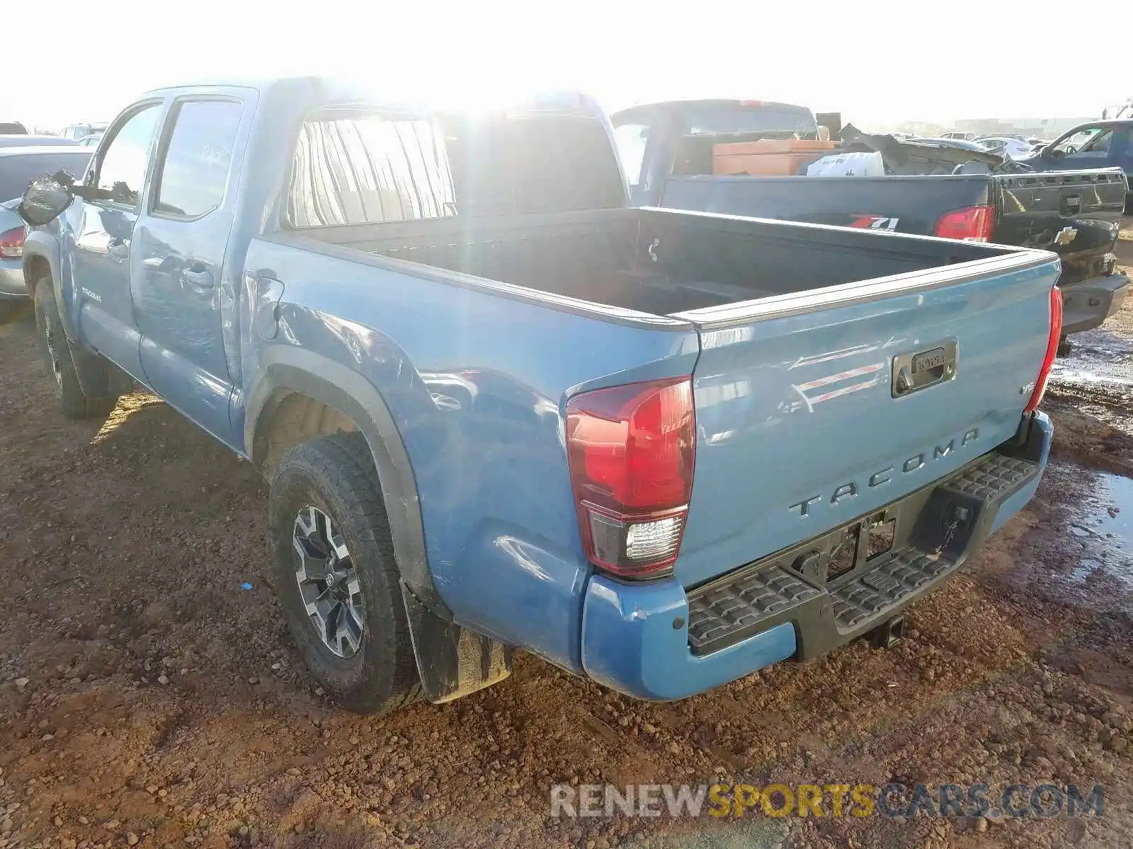 3 Photograph of a damaged car 3TMCZ5AN6KM274717 TOYOTA TACOMA 2019