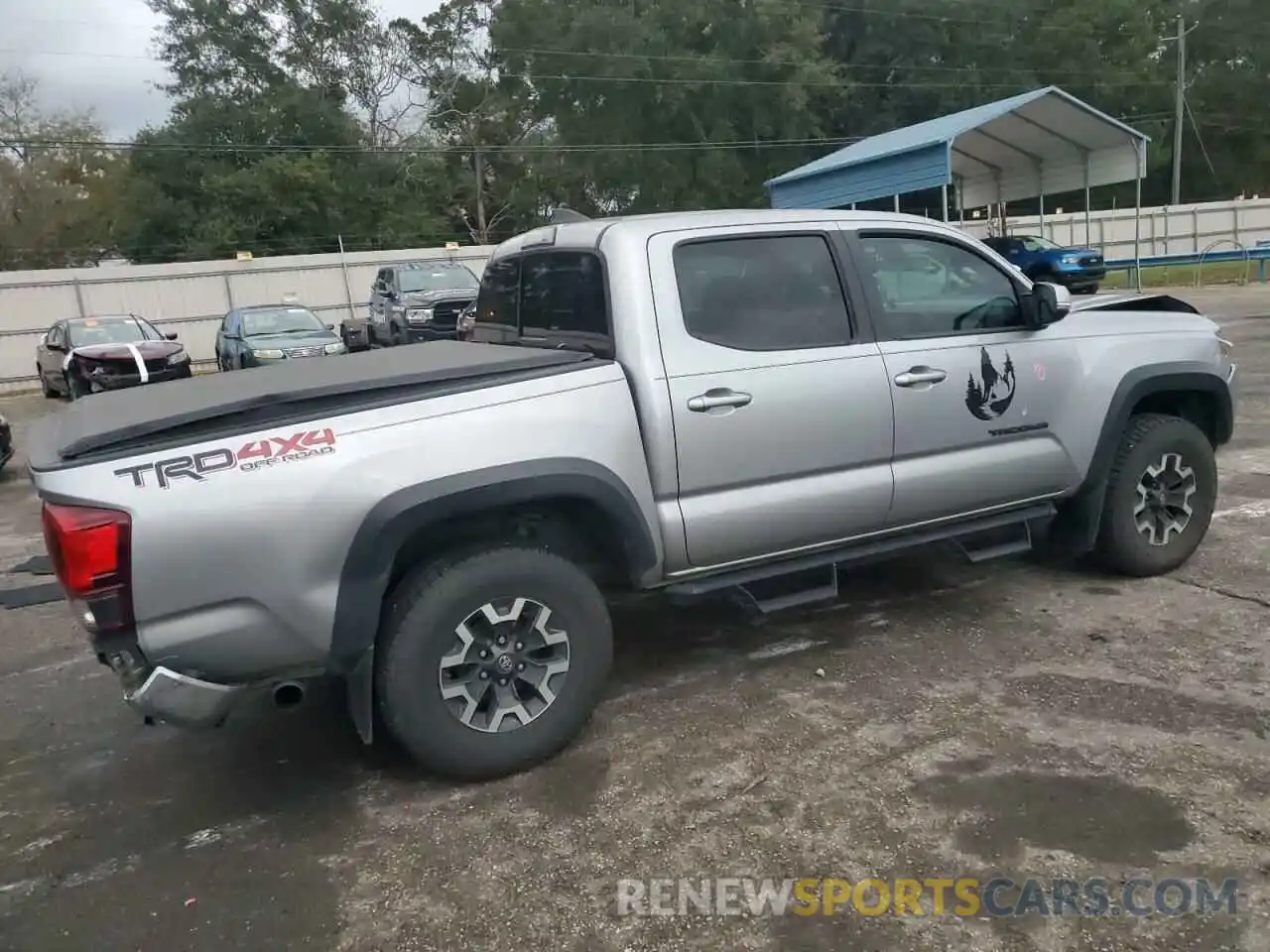 3 Photograph of a damaged car 3TMCZ5AN6KM274782 TOYOTA TACOMA 2019