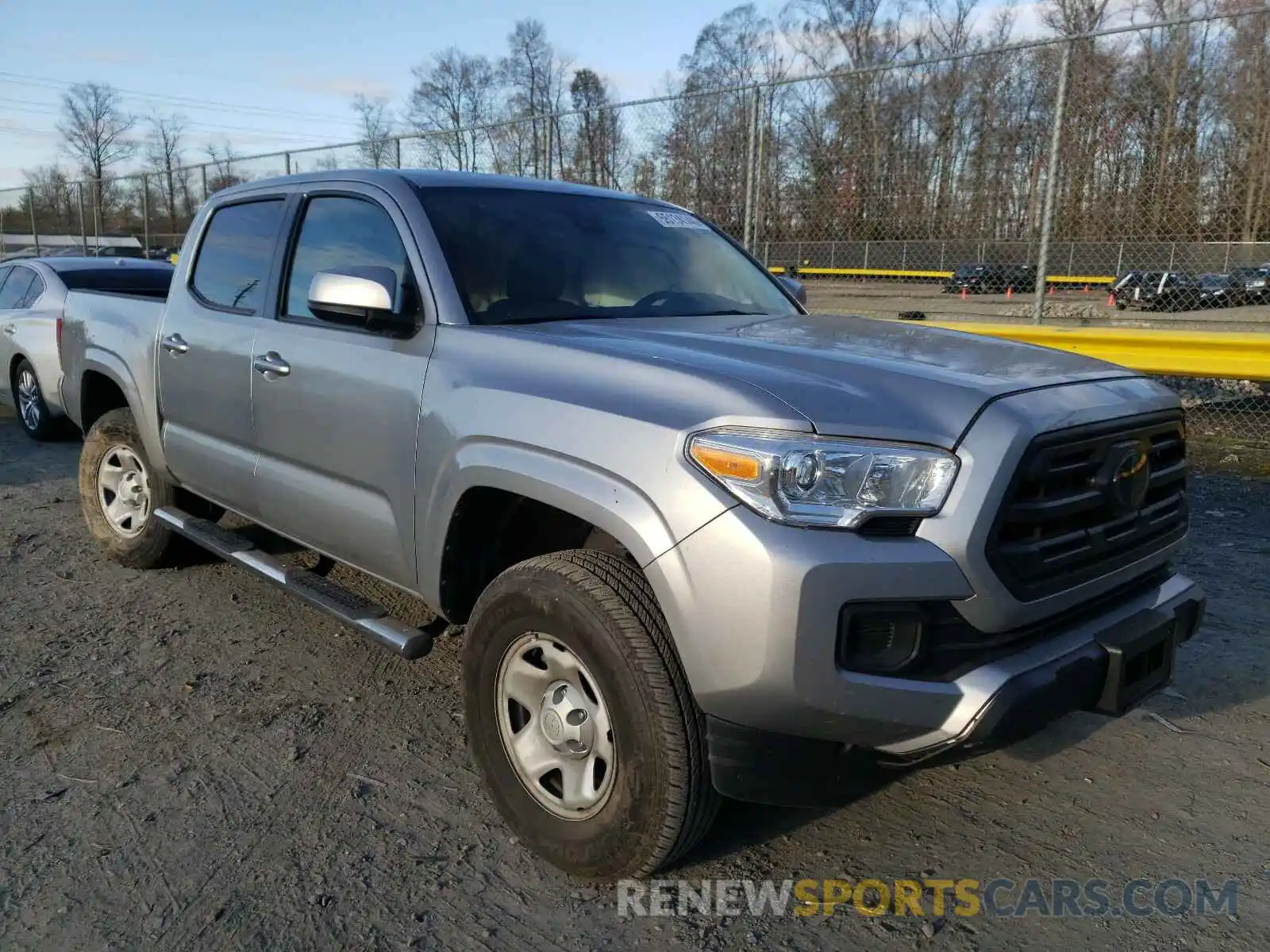 1 Photograph of a damaged car 3TMCZ5AN6KM276130 TOYOTA TACOMA 2019