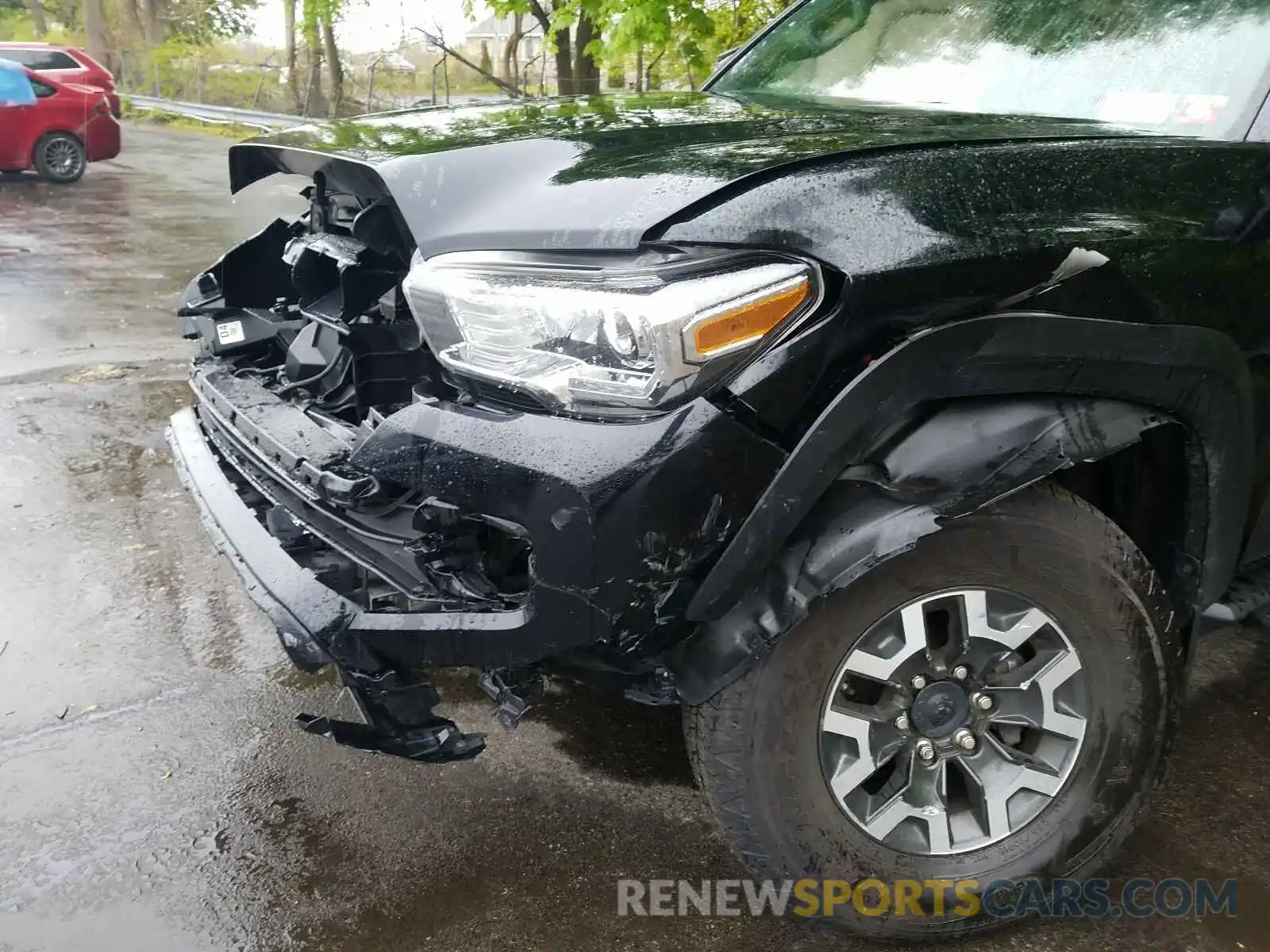 9 Photograph of a damaged car 3TMCZ5AN6KM276144 TOYOTA TACOMA 2019