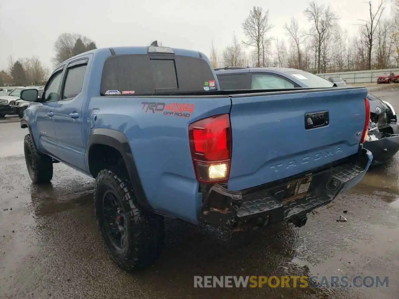 3 Photograph of a damaged car 3TMCZ5AN6KM276385 TOYOTA TACOMA 2019