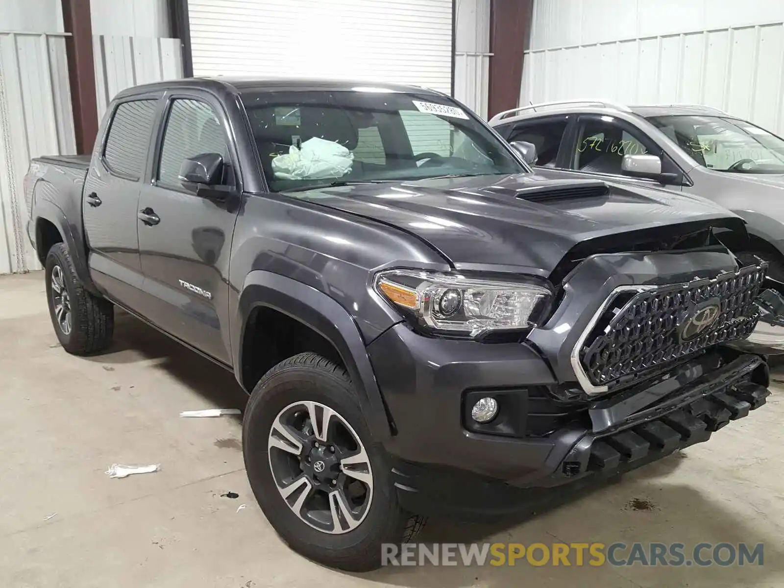 1 Photograph of a damaged car 3TMCZ5AN6KM279321 TOYOTA TACOMA 2019