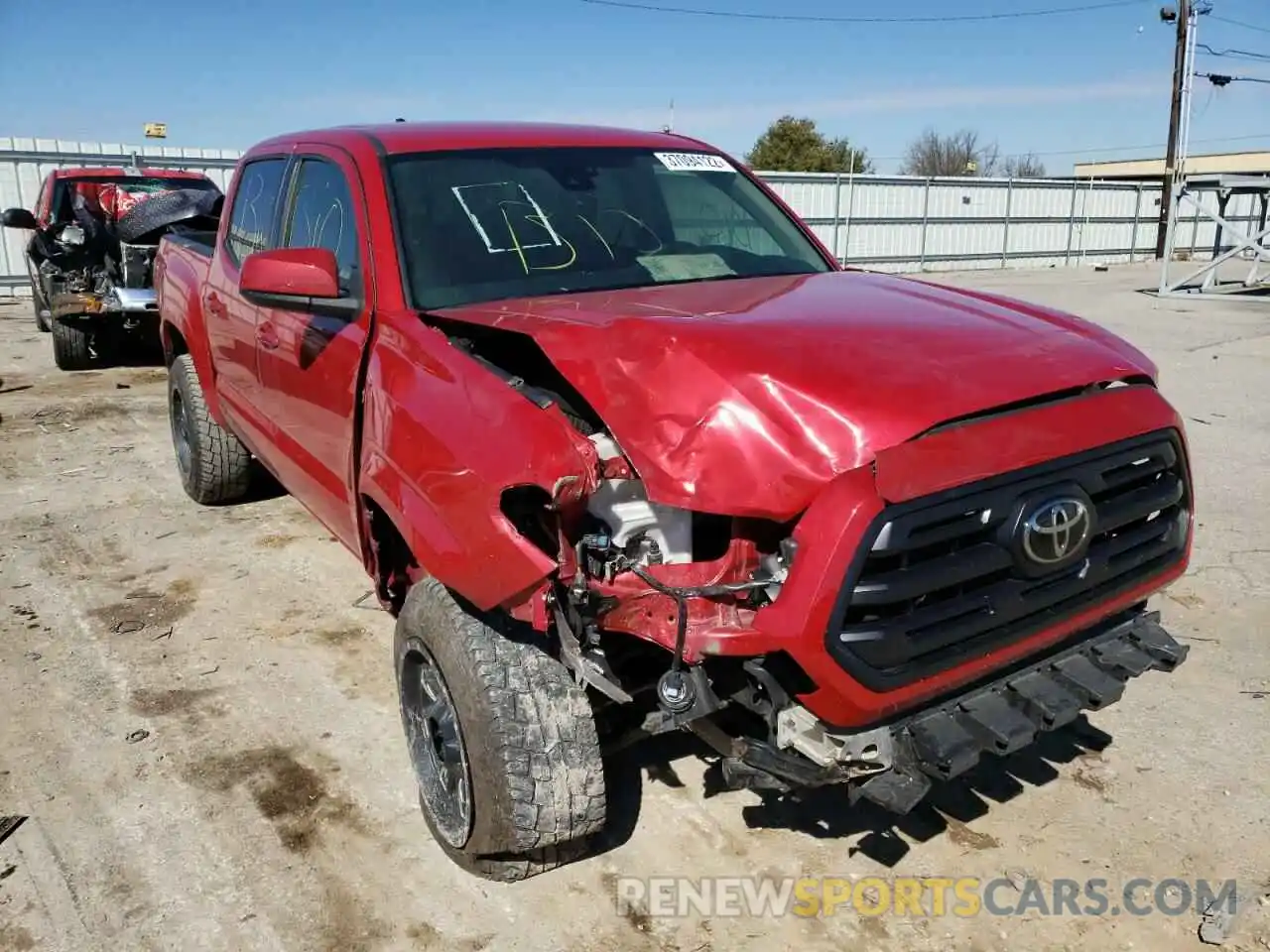 1 Photograph of a damaged car 3TMCZ5AN6KM279755 TOYOTA TACOMA 2019