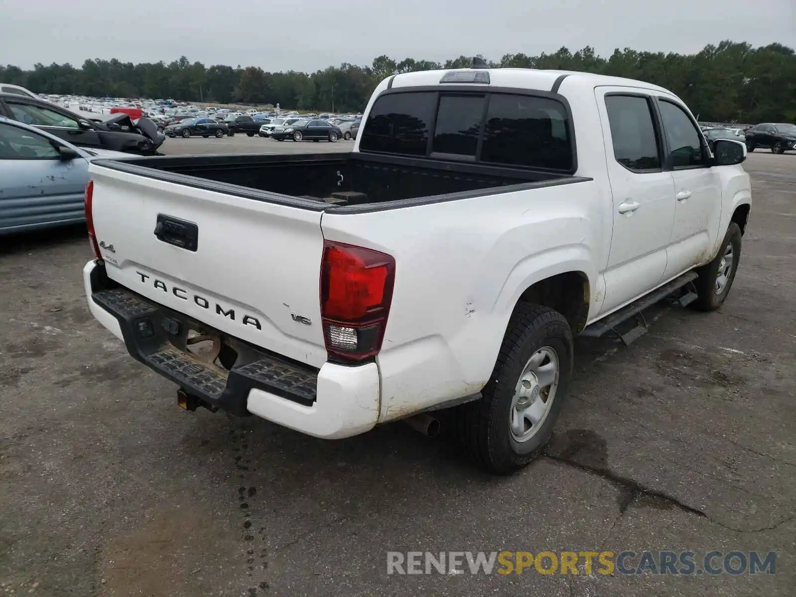 4 Photograph of a damaged car 3TMCZ5AN6KM284972 TOYOTA TACOMA 2019