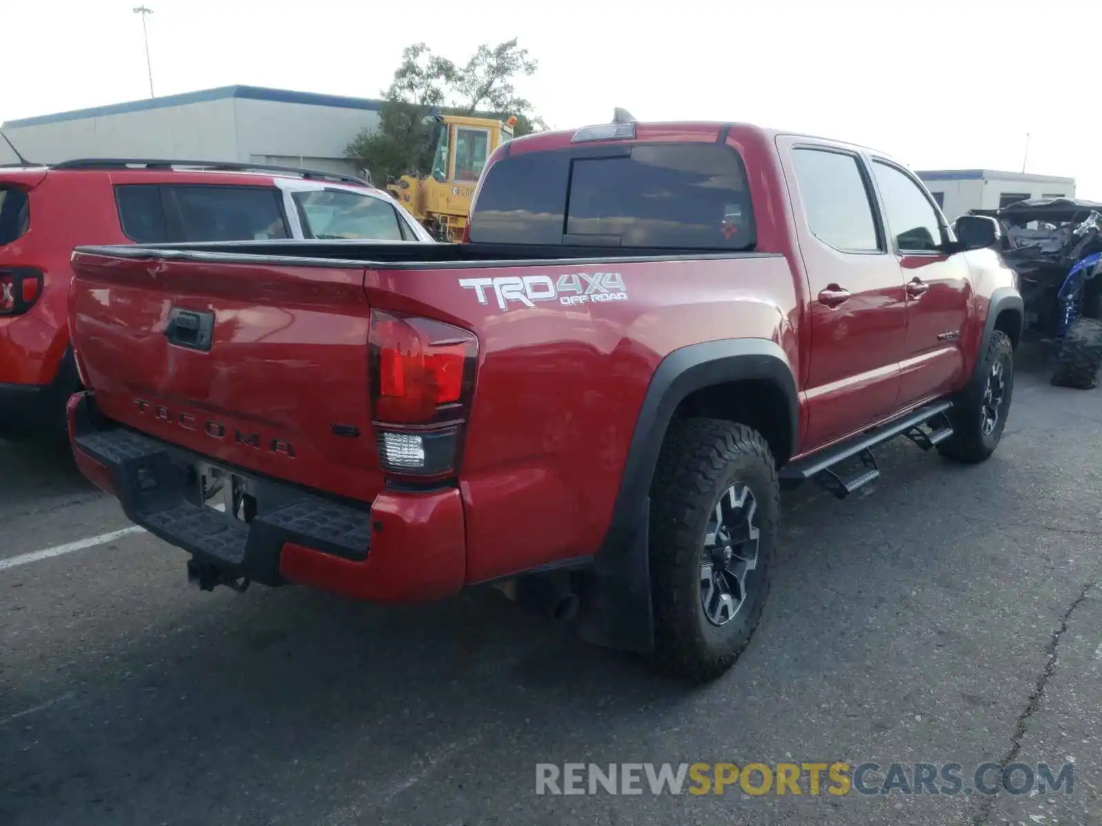 4 Photograph of a damaged car 3TMCZ5AN6KM285832 TOYOTA TACOMA 2019