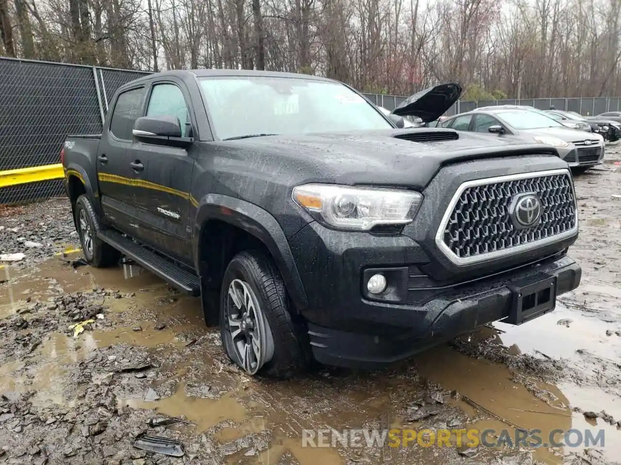 1 Photograph of a damaged car 3TMCZ5AN6KM286477 TOYOTA TACOMA 2019