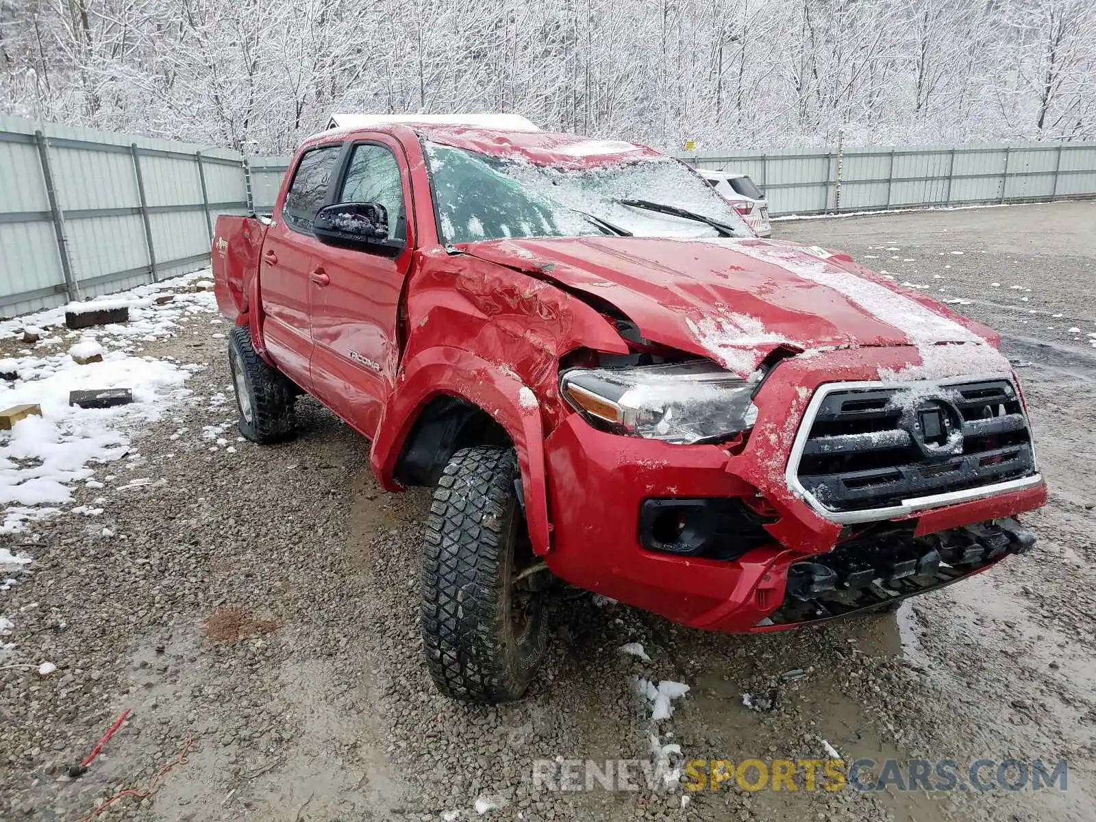 1 Photograph of a damaged car 3TMCZ5AN7KM193211 TOYOTA TACOMA 2019