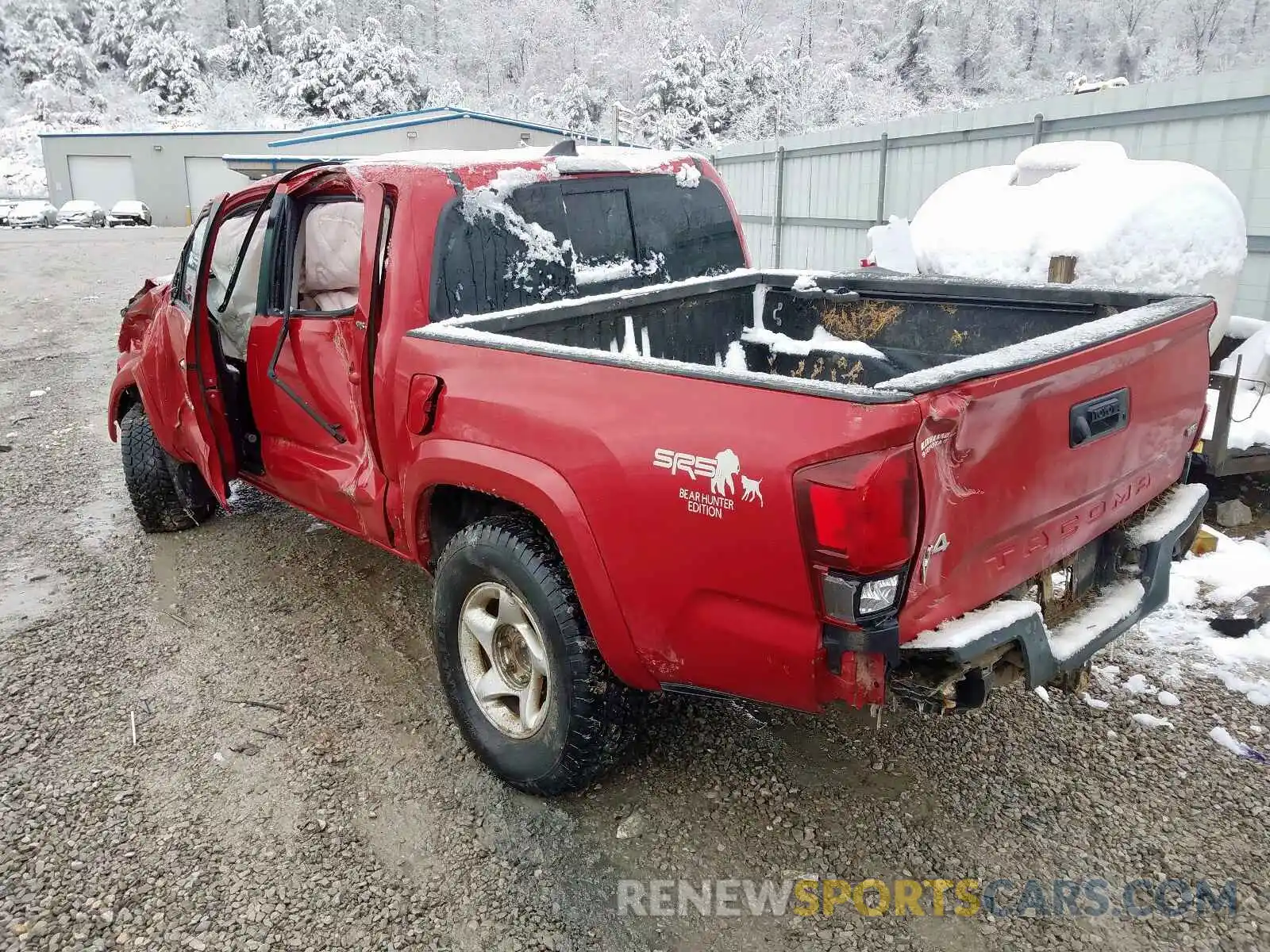 3 Photograph of a damaged car 3TMCZ5AN7KM193211 TOYOTA TACOMA 2019