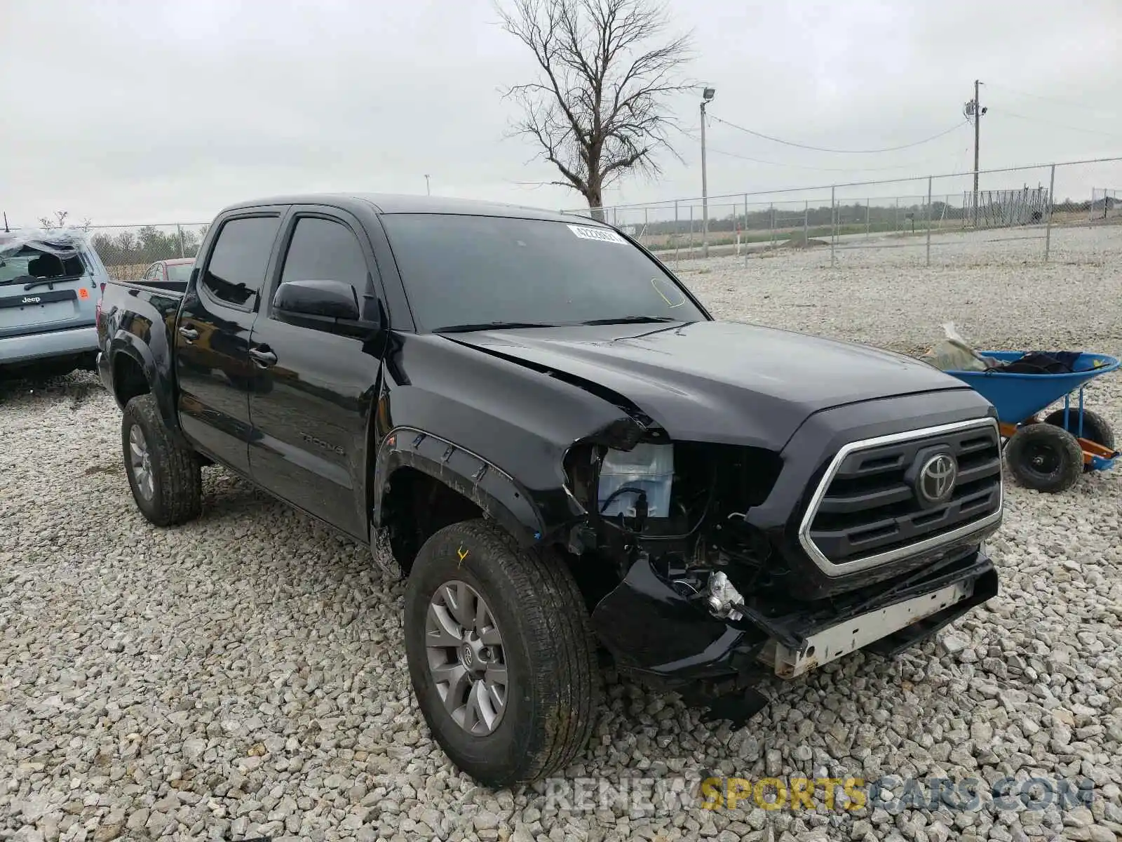 1 Photograph of a damaged car 3TMCZ5AN7KM199557 TOYOTA TACOMA 2019