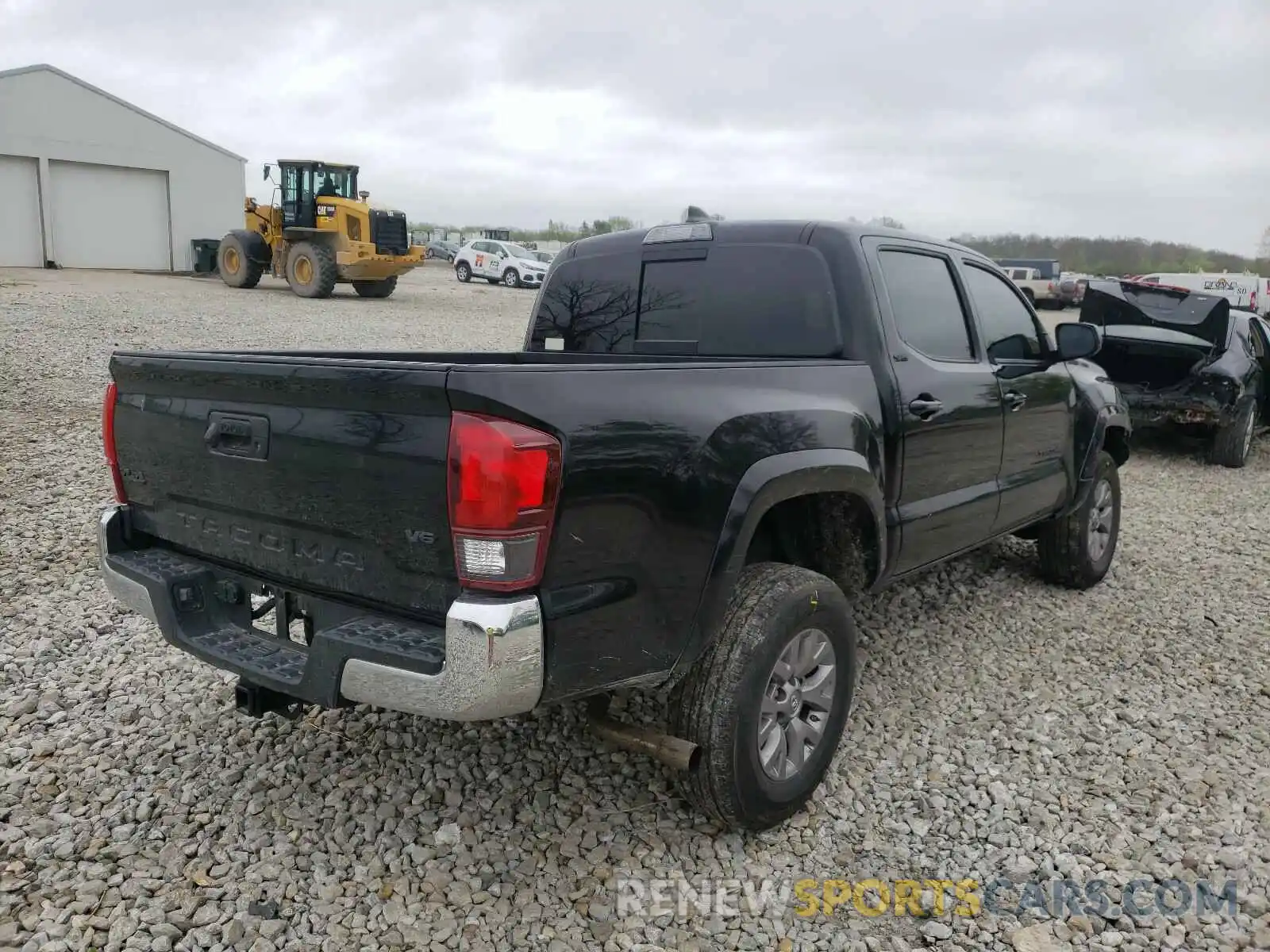 4 Photograph of a damaged car 3TMCZ5AN7KM199557 TOYOTA TACOMA 2019