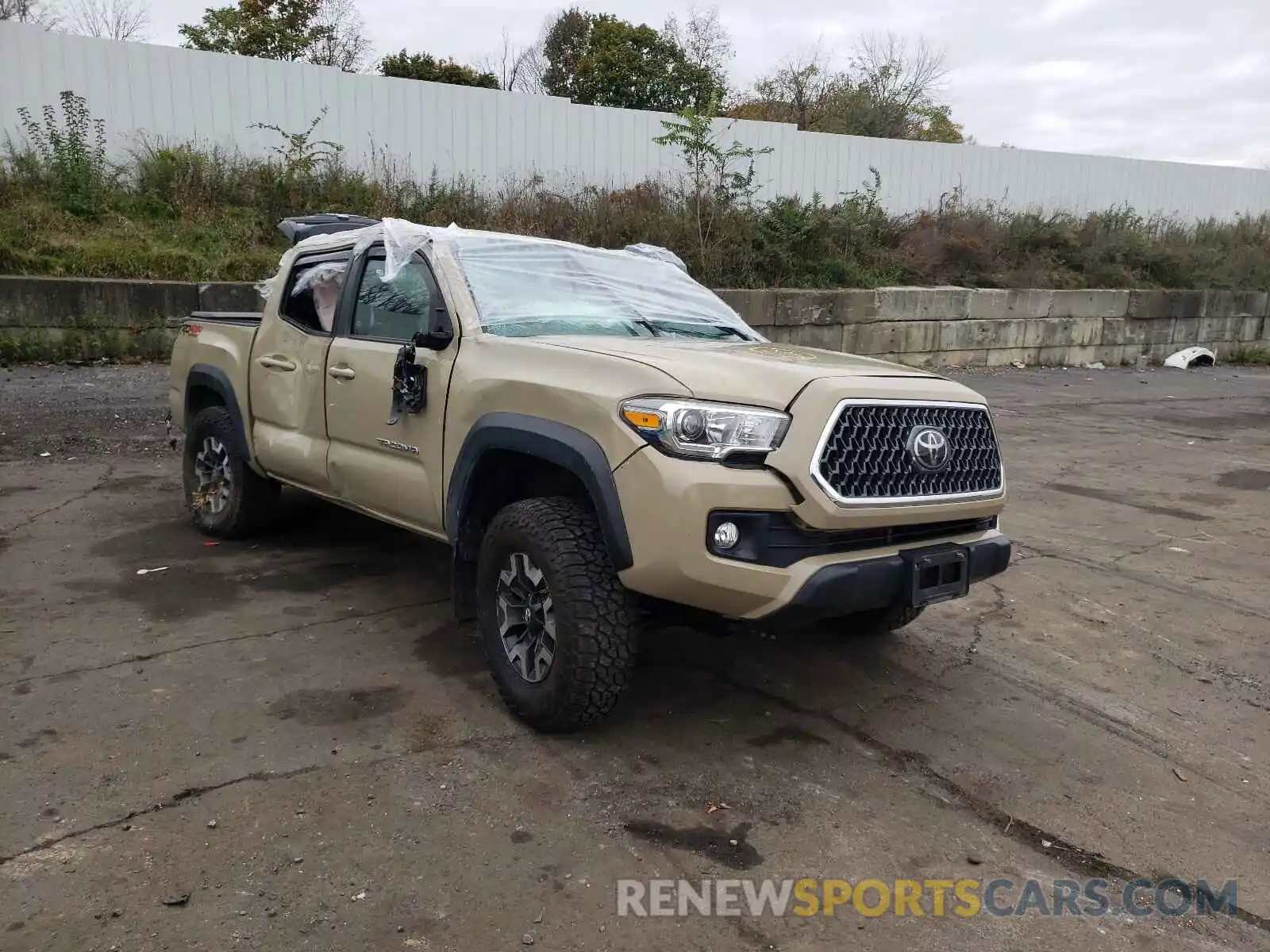 1 Photograph of a damaged car 3TMCZ5AN7KM202182 TOYOTA TACOMA 2019