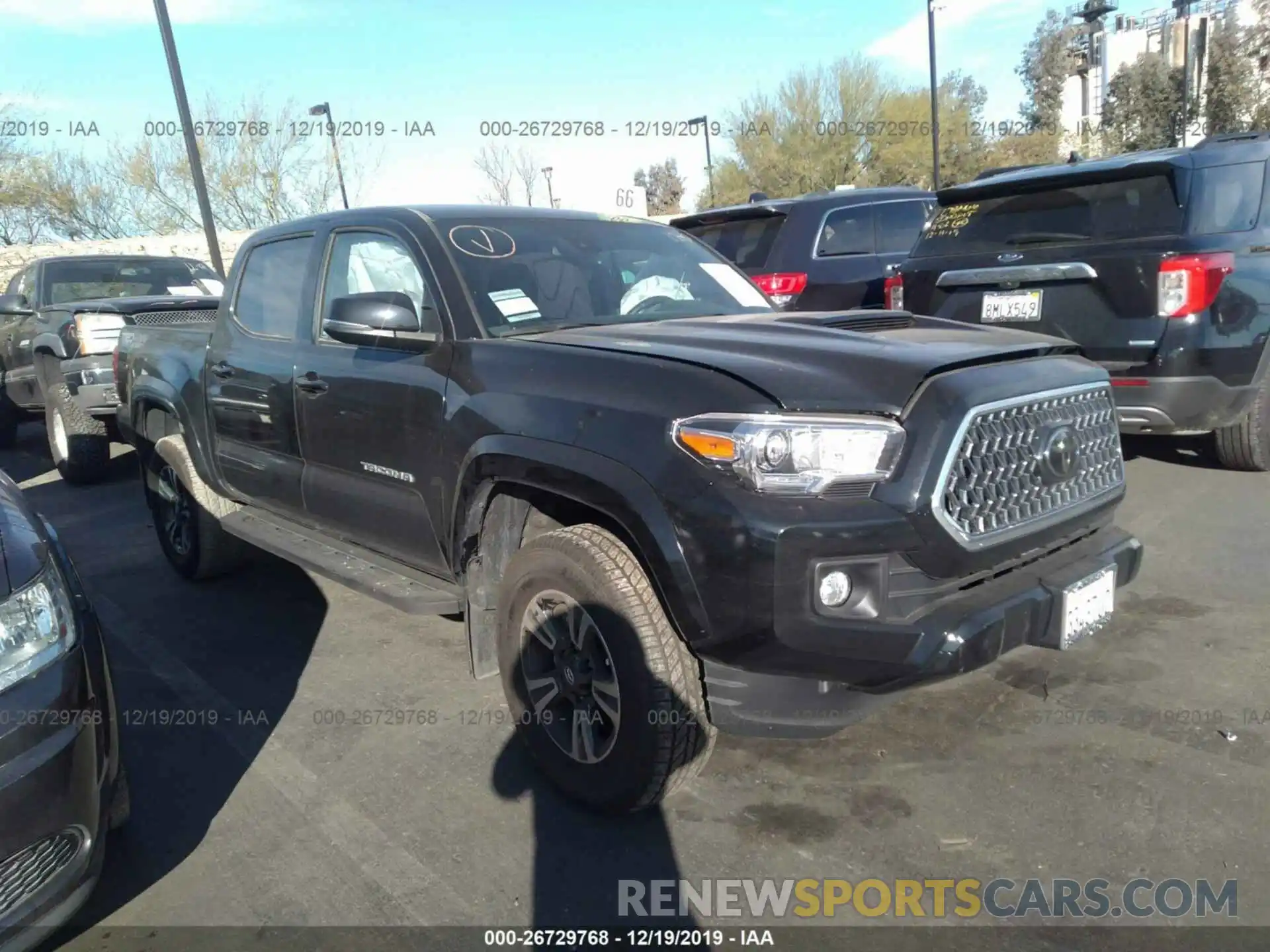 1 Photograph of a damaged car 3TMCZ5AN7KM202540 TOYOTA TACOMA 2019