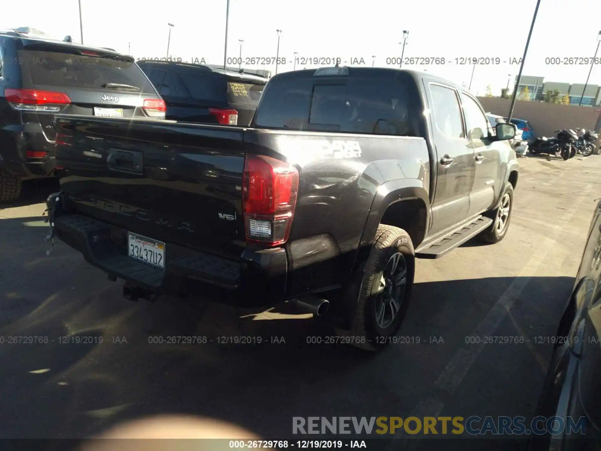 4 Photograph of a damaged car 3TMCZ5AN7KM202540 TOYOTA TACOMA 2019