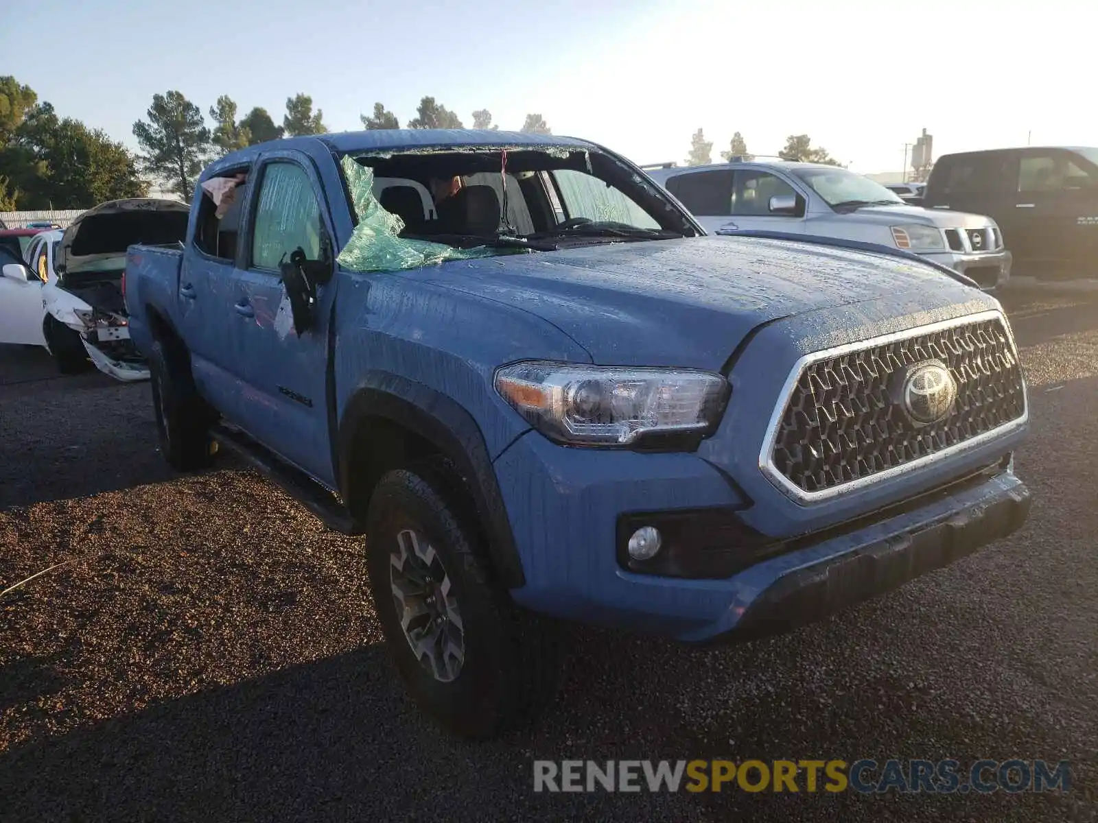 1 Photograph of a damaged car 3TMCZ5AN7KM203459 TOYOTA TACOMA 2019