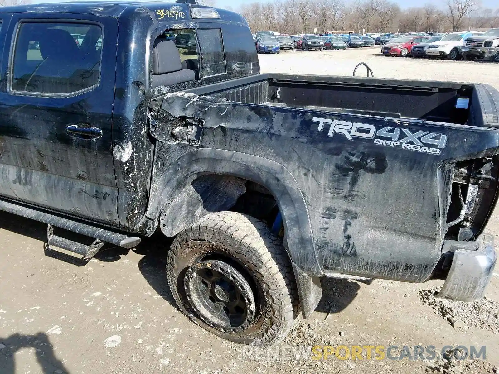 9 Photograph of a damaged car 3TMCZ5AN7KM203834 TOYOTA TACOMA 2019