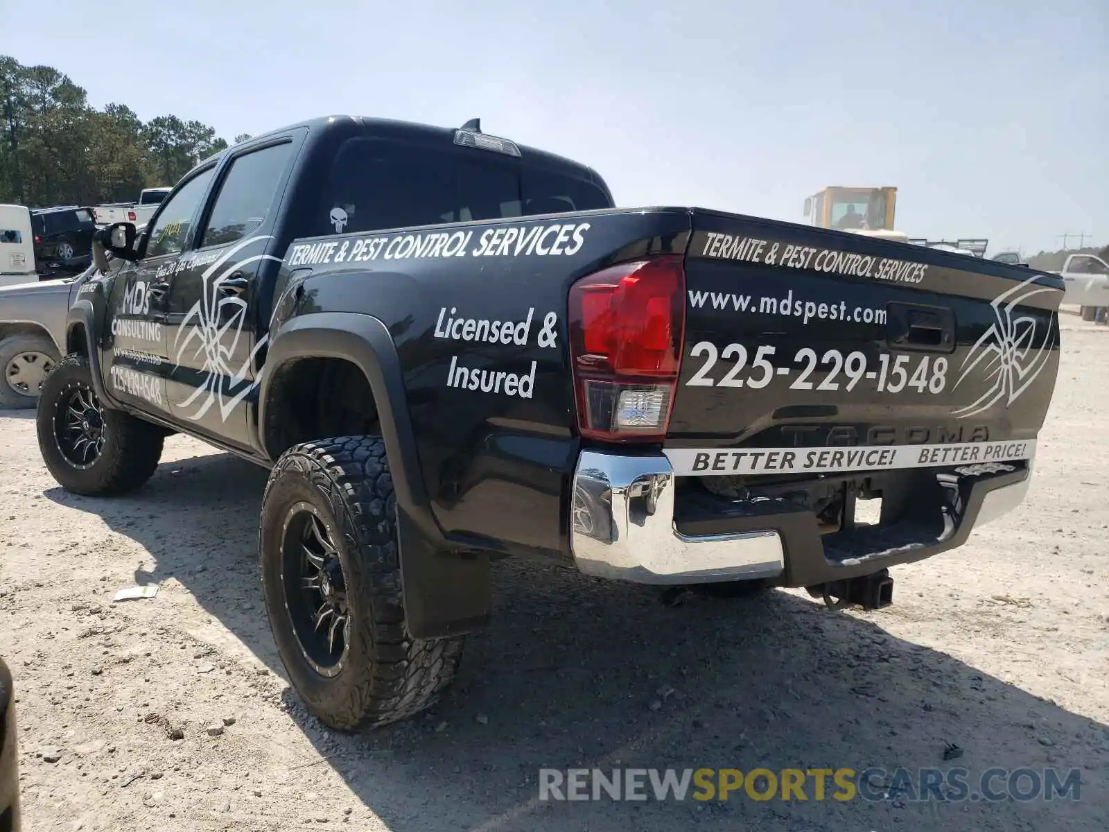 3 Photograph of a damaged car 3TMCZ5AN7KM204501 TOYOTA TACOMA 2019