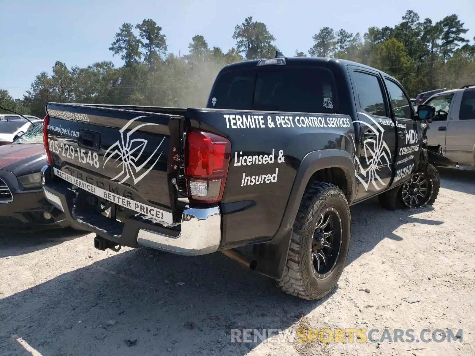 4 Photograph of a damaged car 3TMCZ5AN7KM204501 TOYOTA TACOMA 2019