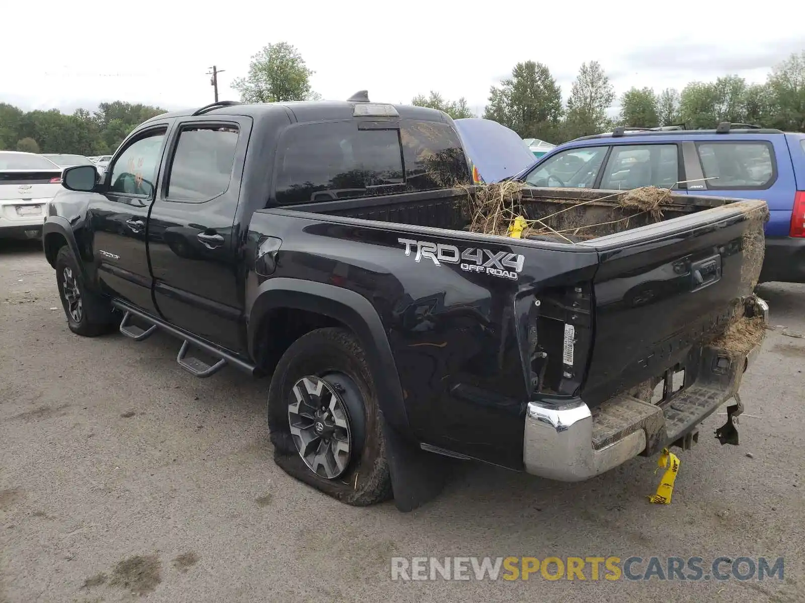 3 Photograph of a damaged car 3TMCZ5AN7KM208290 TOYOTA TACOMA 2019