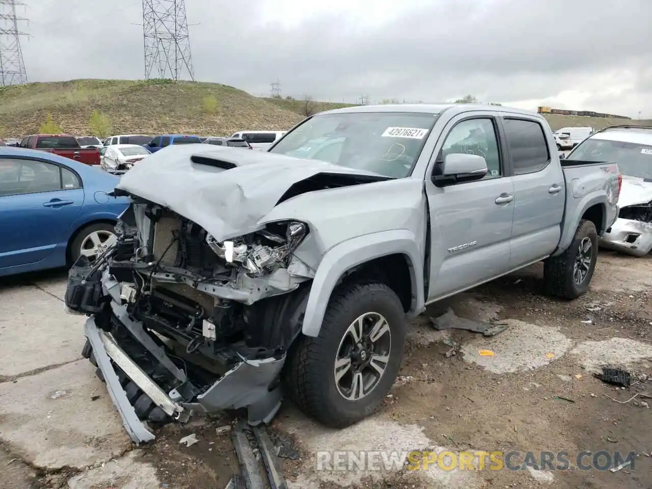 2 Фотография поврежденного автомобиля 3TMCZ5AN7KM215949 TOYOTA TACOMA 2019