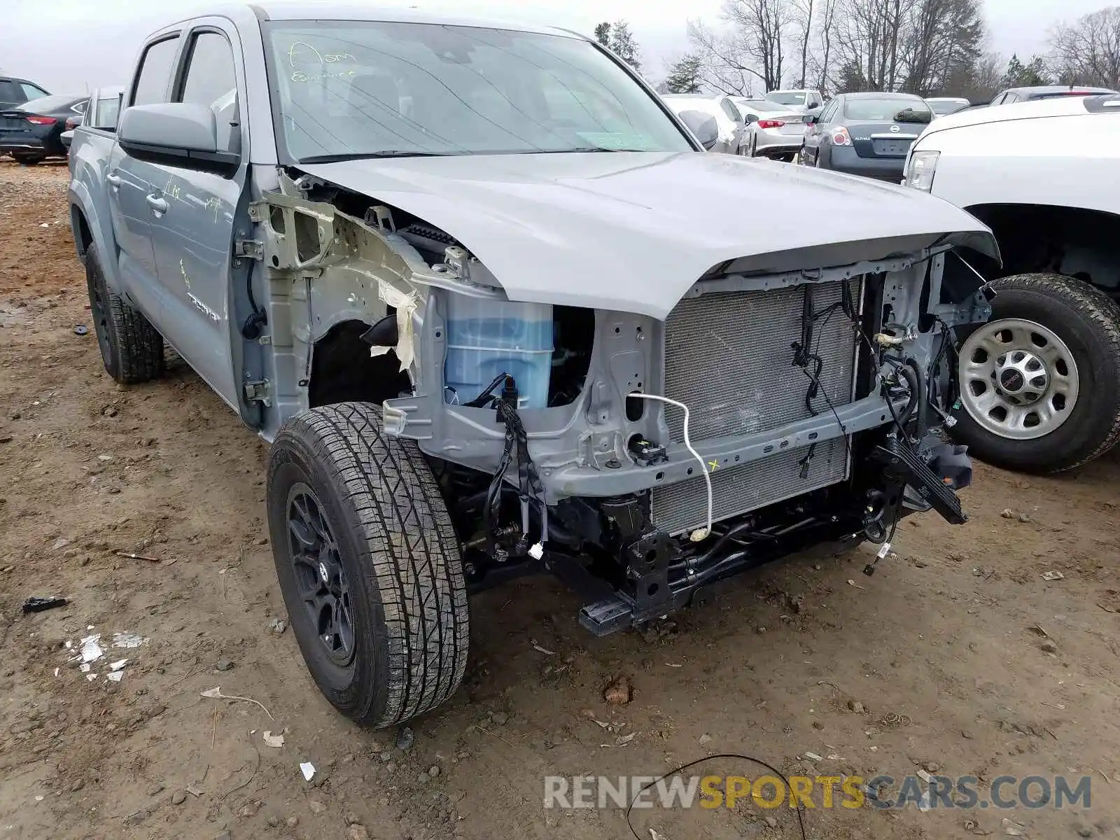 9 Photograph of a damaged car 3TMCZ5AN7KM222240 TOYOTA TACOMA 2019