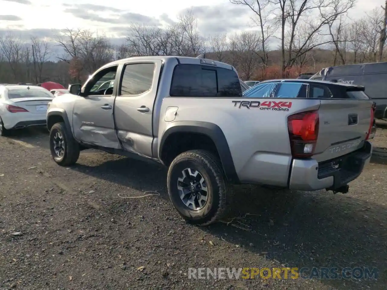 3 Photograph of a damaged car 3TMCZ5AN7KM222514 TOYOTA TACOMA 2019