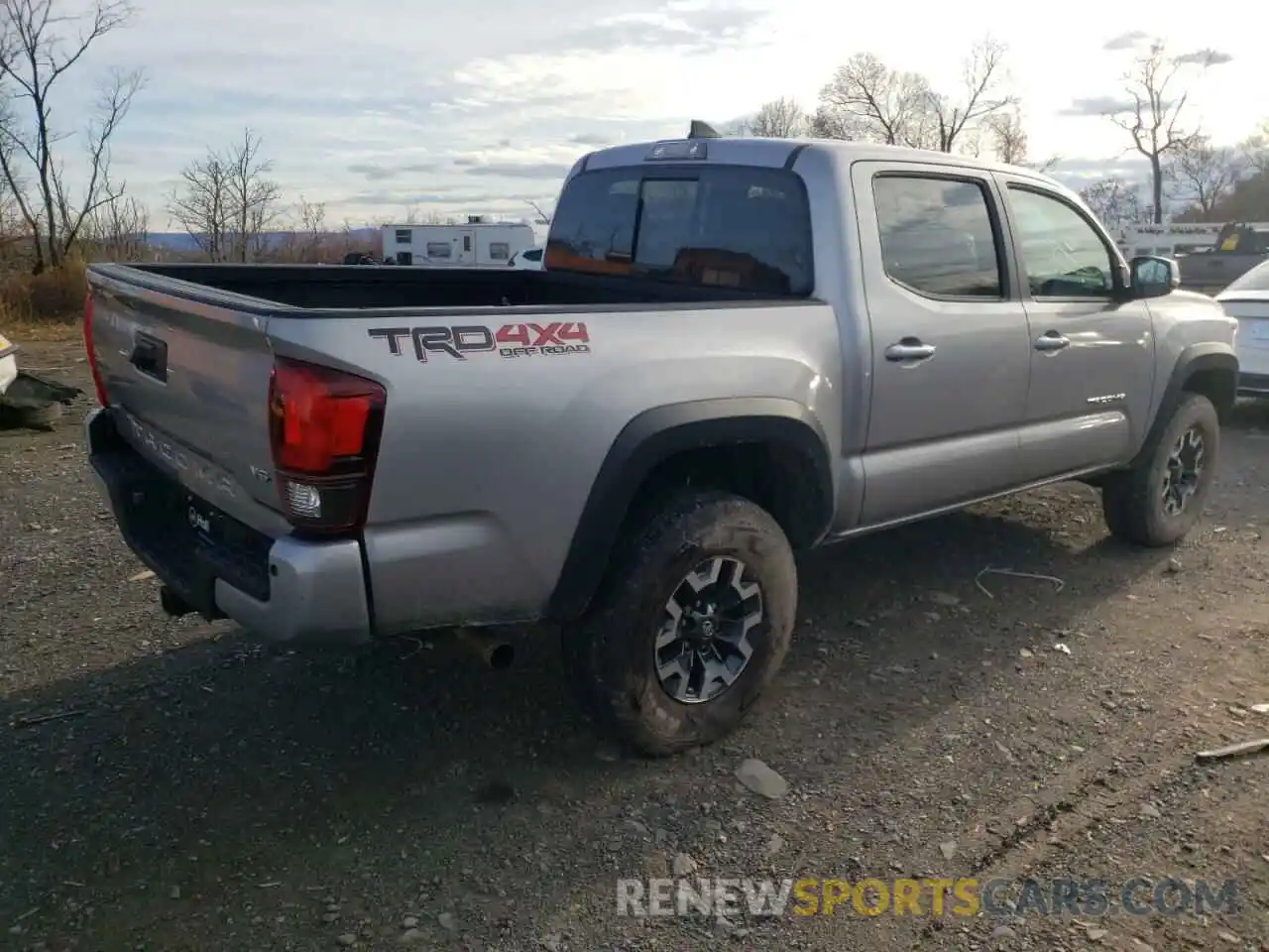 4 Photograph of a damaged car 3TMCZ5AN7KM222514 TOYOTA TACOMA 2019