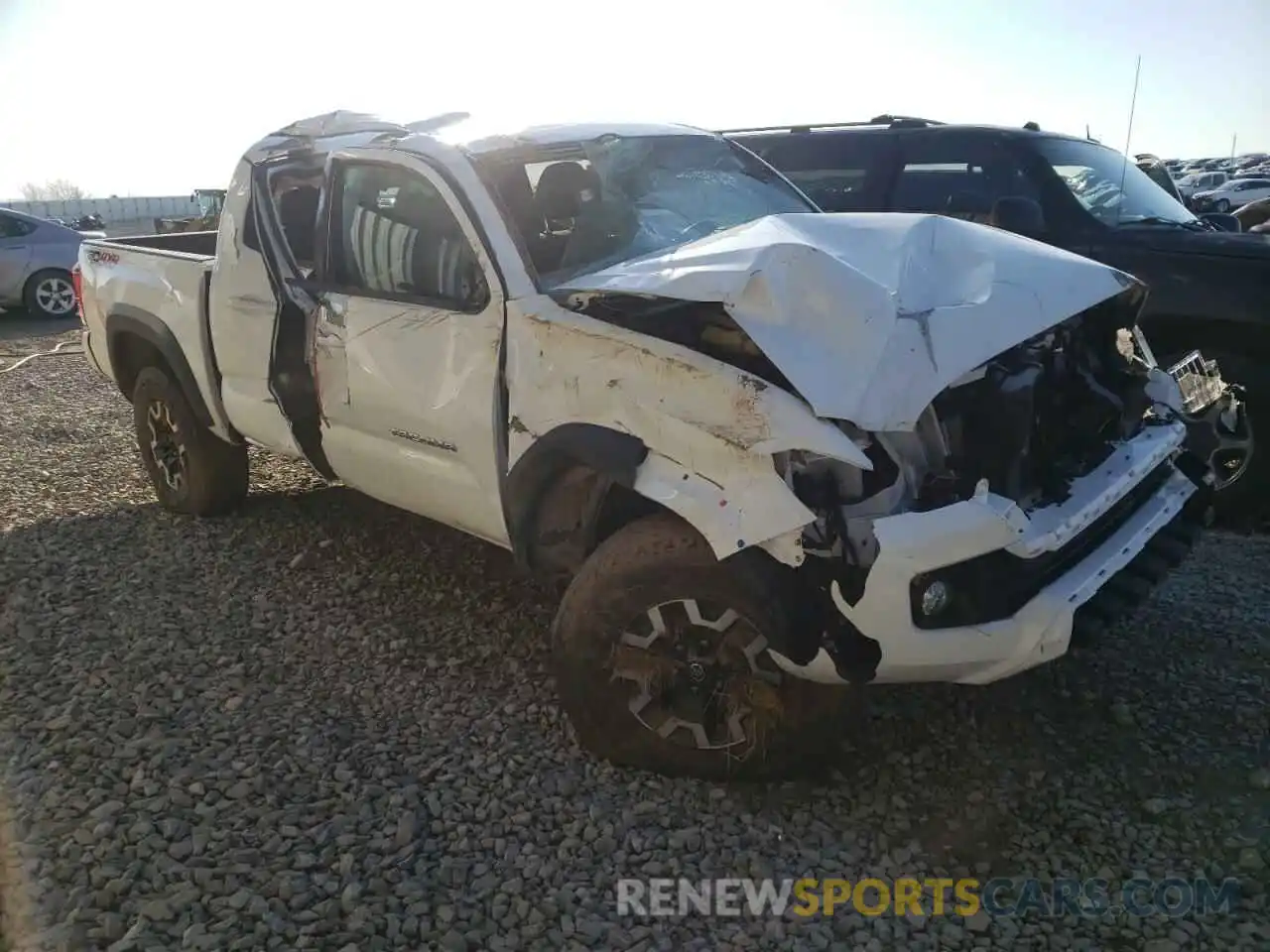 1 Photograph of a damaged car 3TMCZ5AN7KM222657 TOYOTA TACOMA 2019