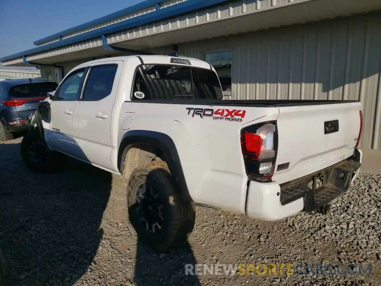 3 Photograph of a damaged car 3TMCZ5AN7KM222657 TOYOTA TACOMA 2019