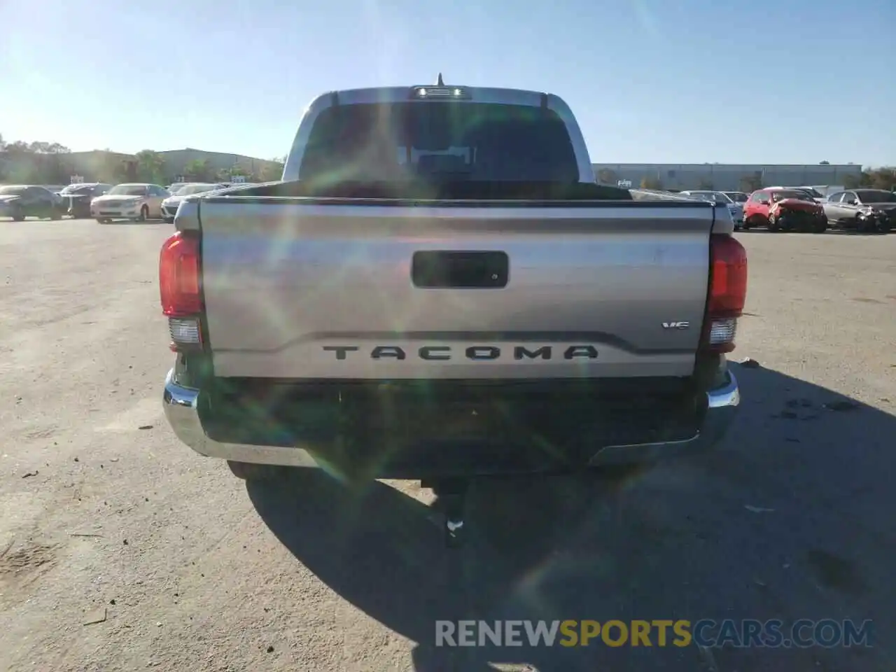 9 Photograph of a damaged car 3TMCZ5AN7KM223517 TOYOTA TACOMA 2019