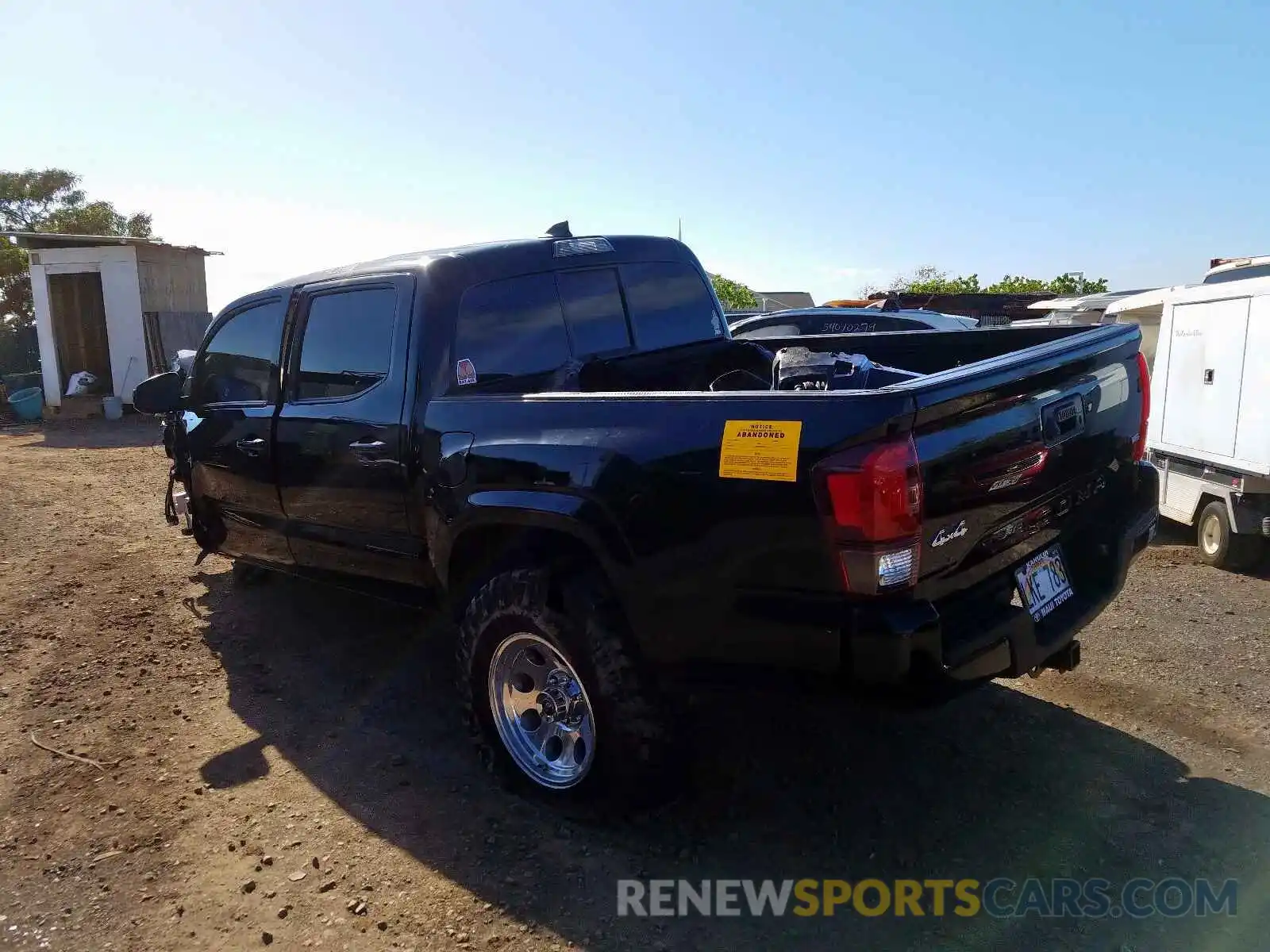 3 Photograph of a damaged car 3TMCZ5AN7KM225705 TOYOTA TACOMA 2019