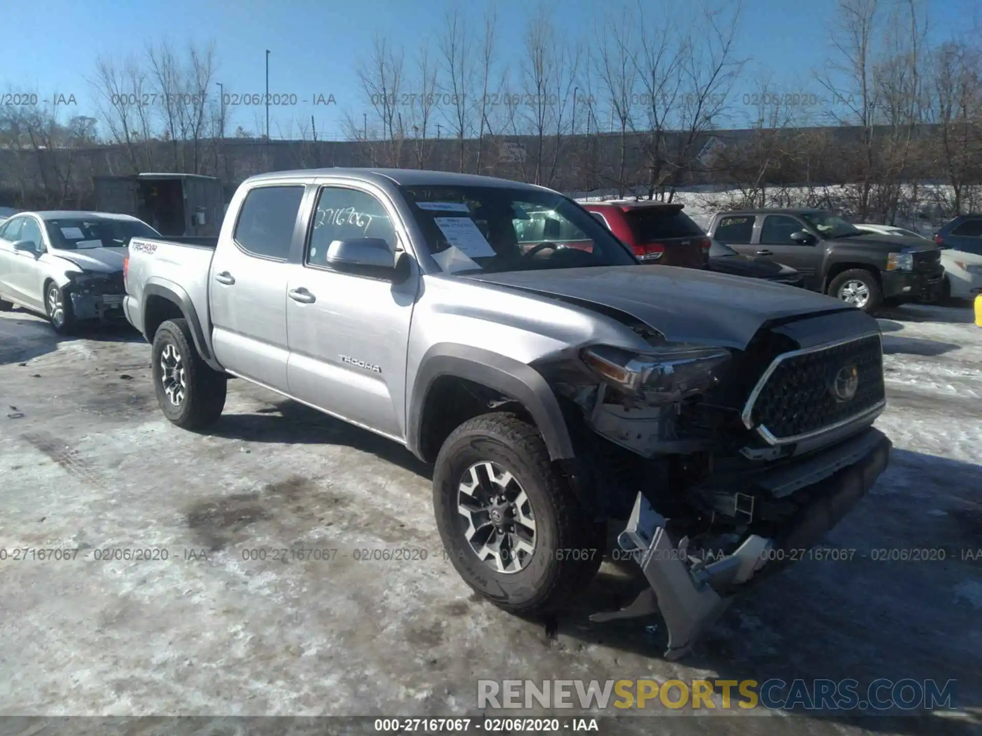 1 Photograph of a damaged car 3TMCZ5AN7KM227034 TOYOTA TACOMA 2019