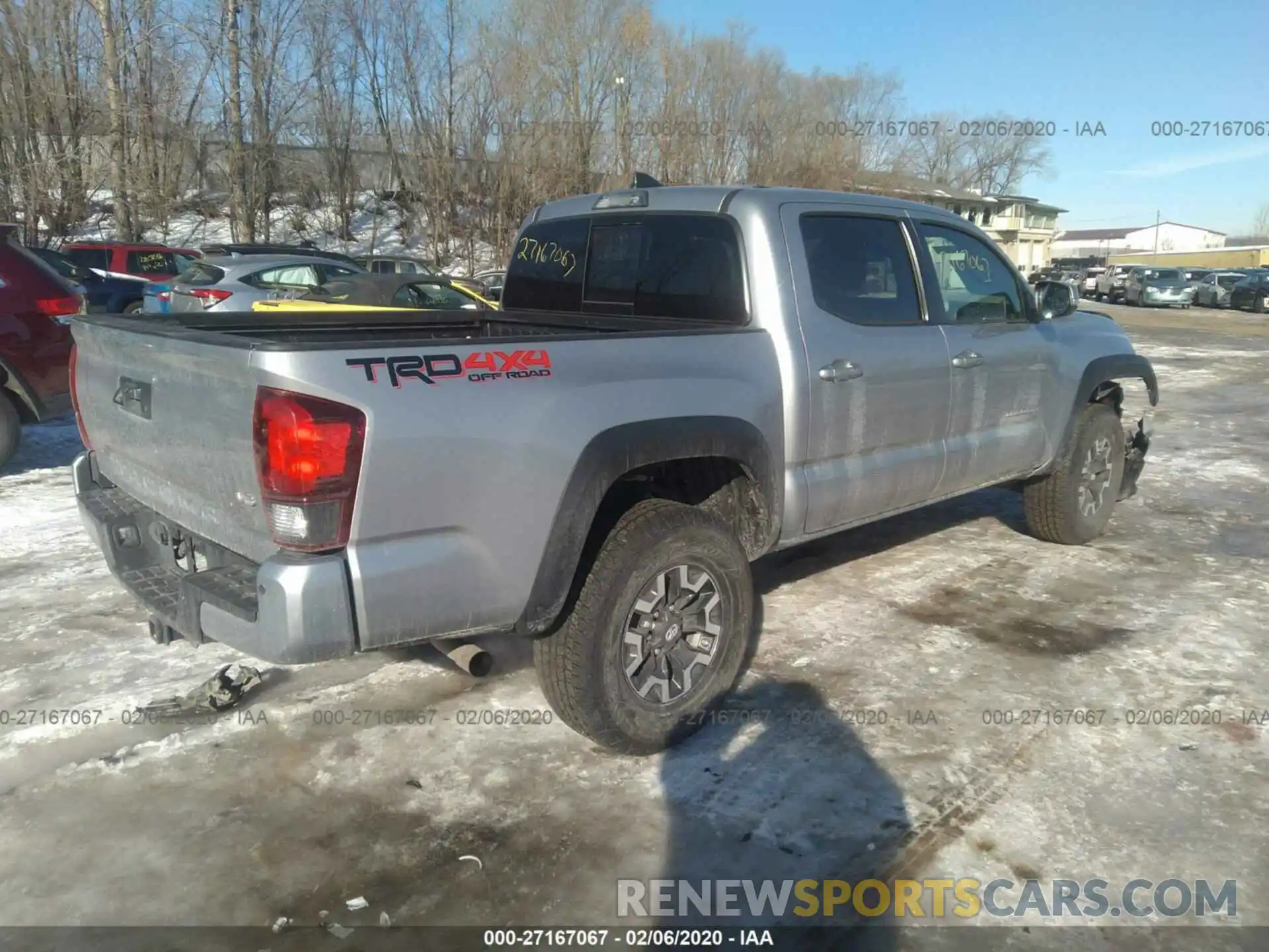 4 Photograph of a damaged car 3TMCZ5AN7KM227034 TOYOTA TACOMA 2019