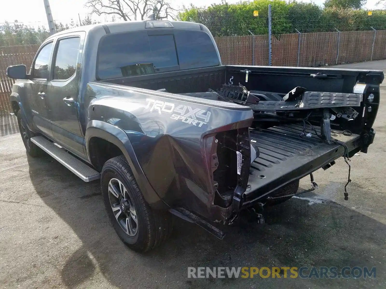 3 Photograph of a damaged car 3TMCZ5AN7KM237627 TOYOTA TACOMA 2019