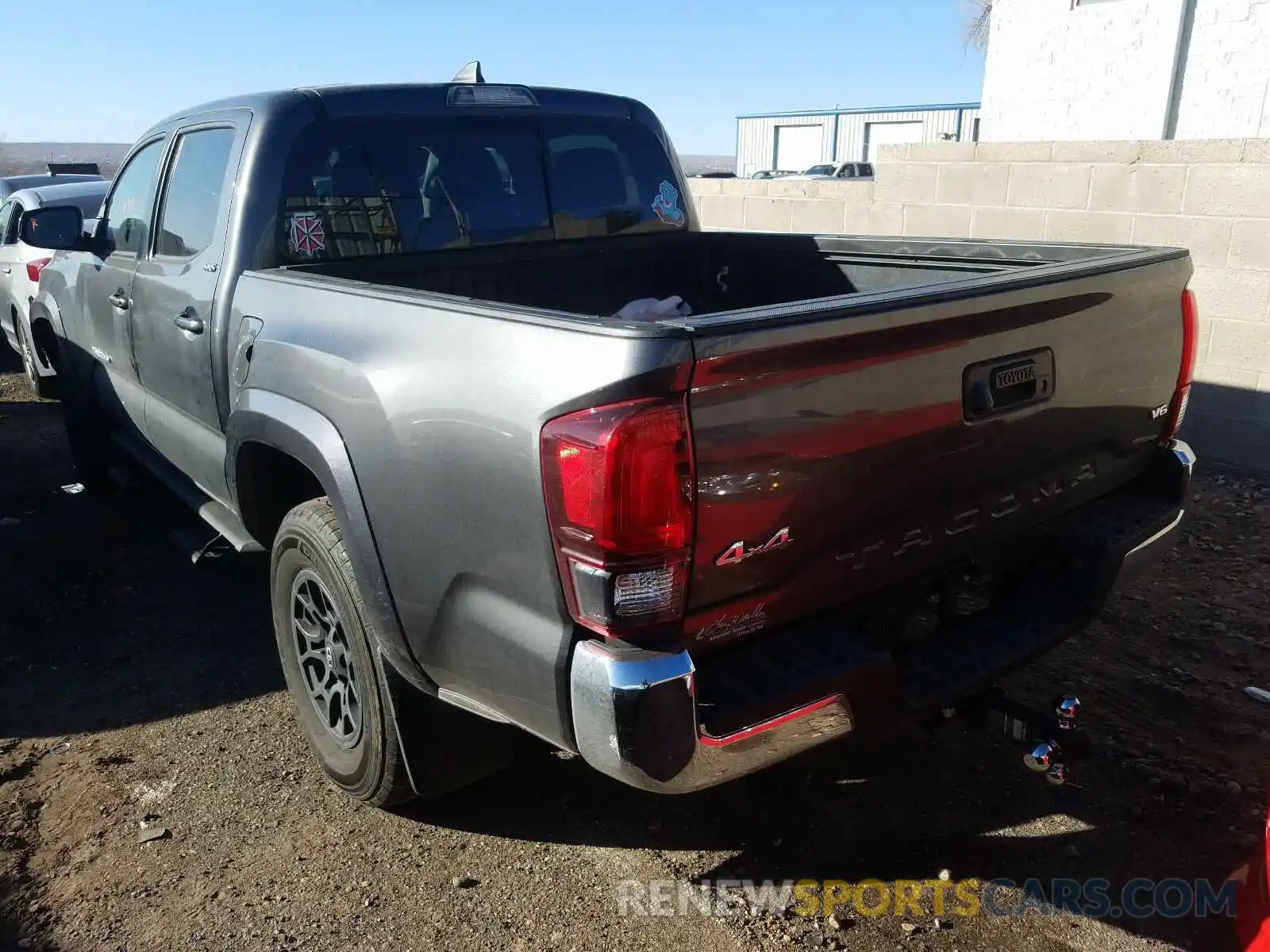 3 Photograph of a damaged car 3TMCZ5AN7KM241144 TOYOTA TACOMA 2019