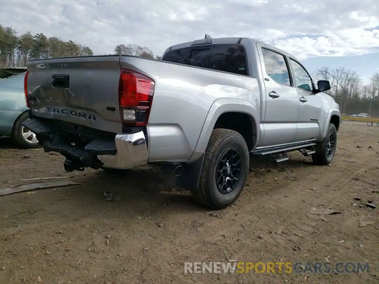 4 Photograph of a damaged car 3TMCZ5AN7KM243833 TOYOTA TACOMA 2019