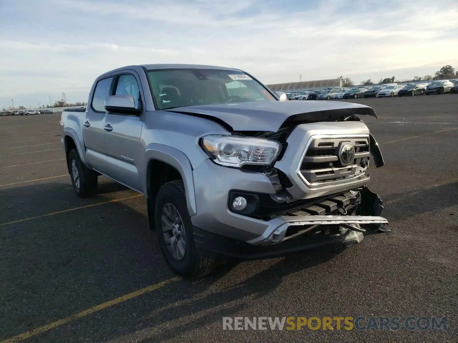 1 Photograph of a damaged car 3TMCZ5AN7KM246120 TOYOTA TACOMA 2019