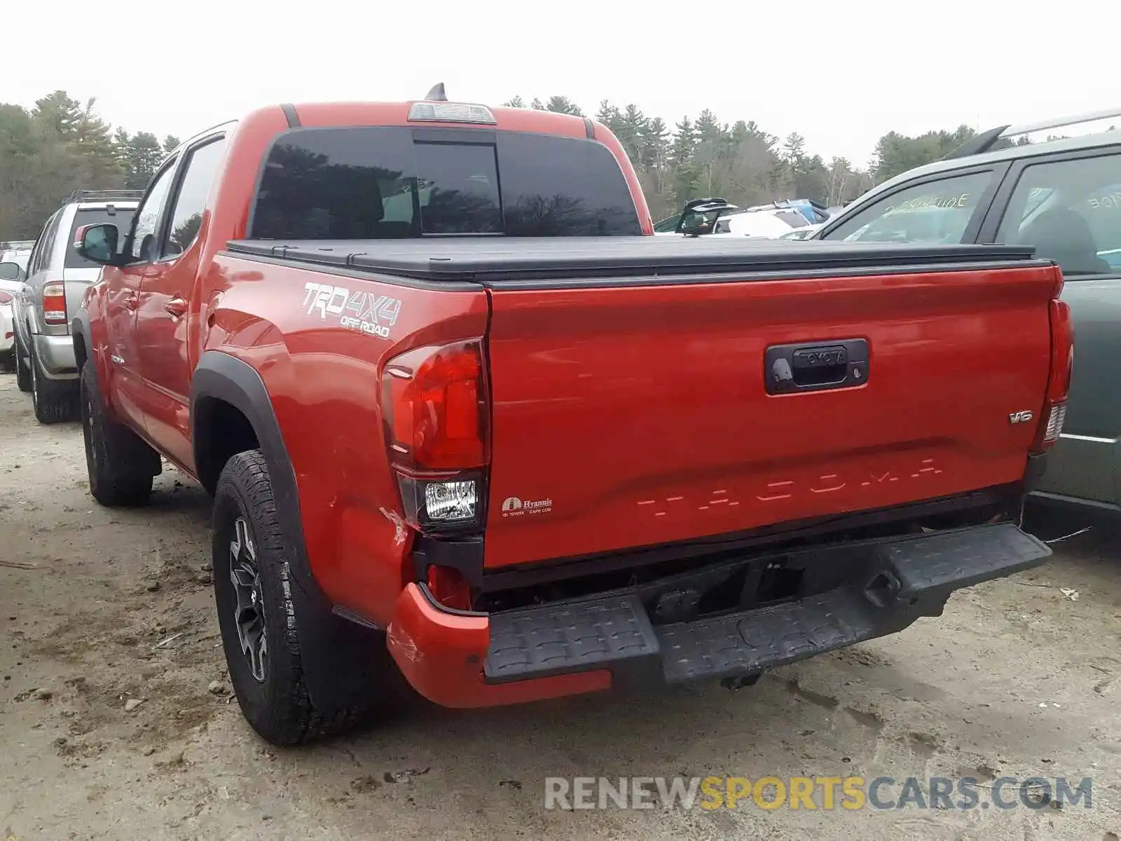 3 Photograph of a damaged car 3TMCZ5AN7KM246487 TOYOTA TACOMA 2019