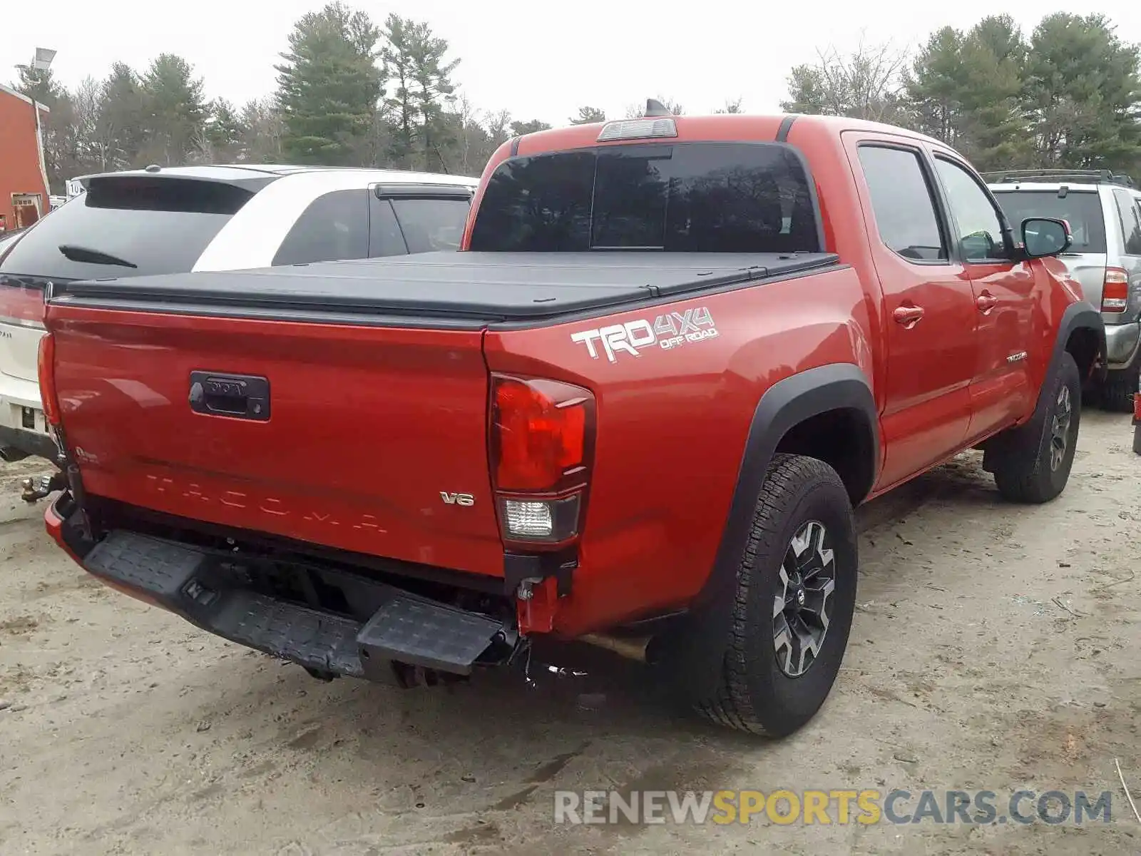 4 Photograph of a damaged car 3TMCZ5AN7KM246487 TOYOTA TACOMA 2019