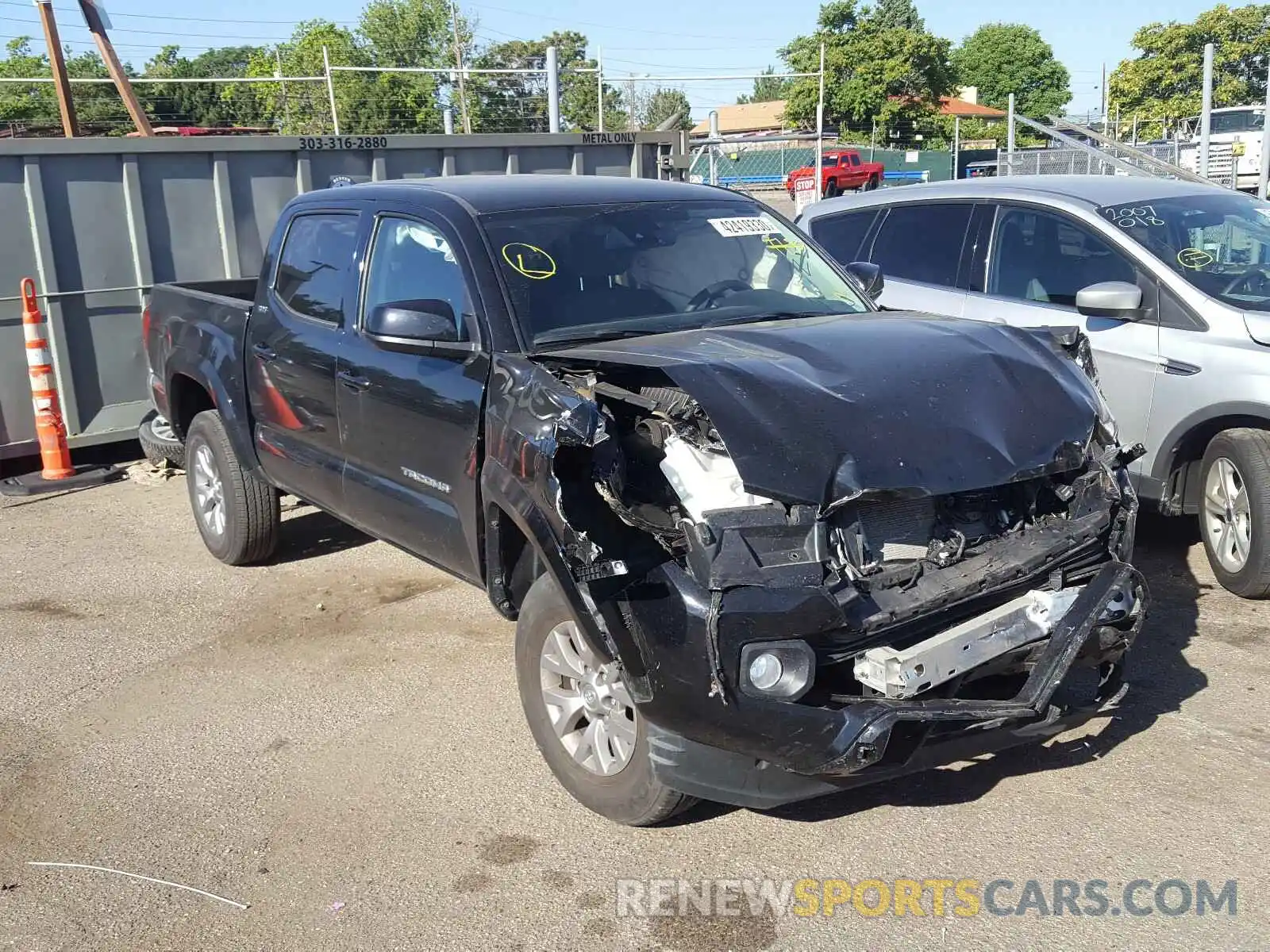 1 Photograph of a damaged car 3TMCZ5AN7KM248644 TOYOTA TACOMA 2019